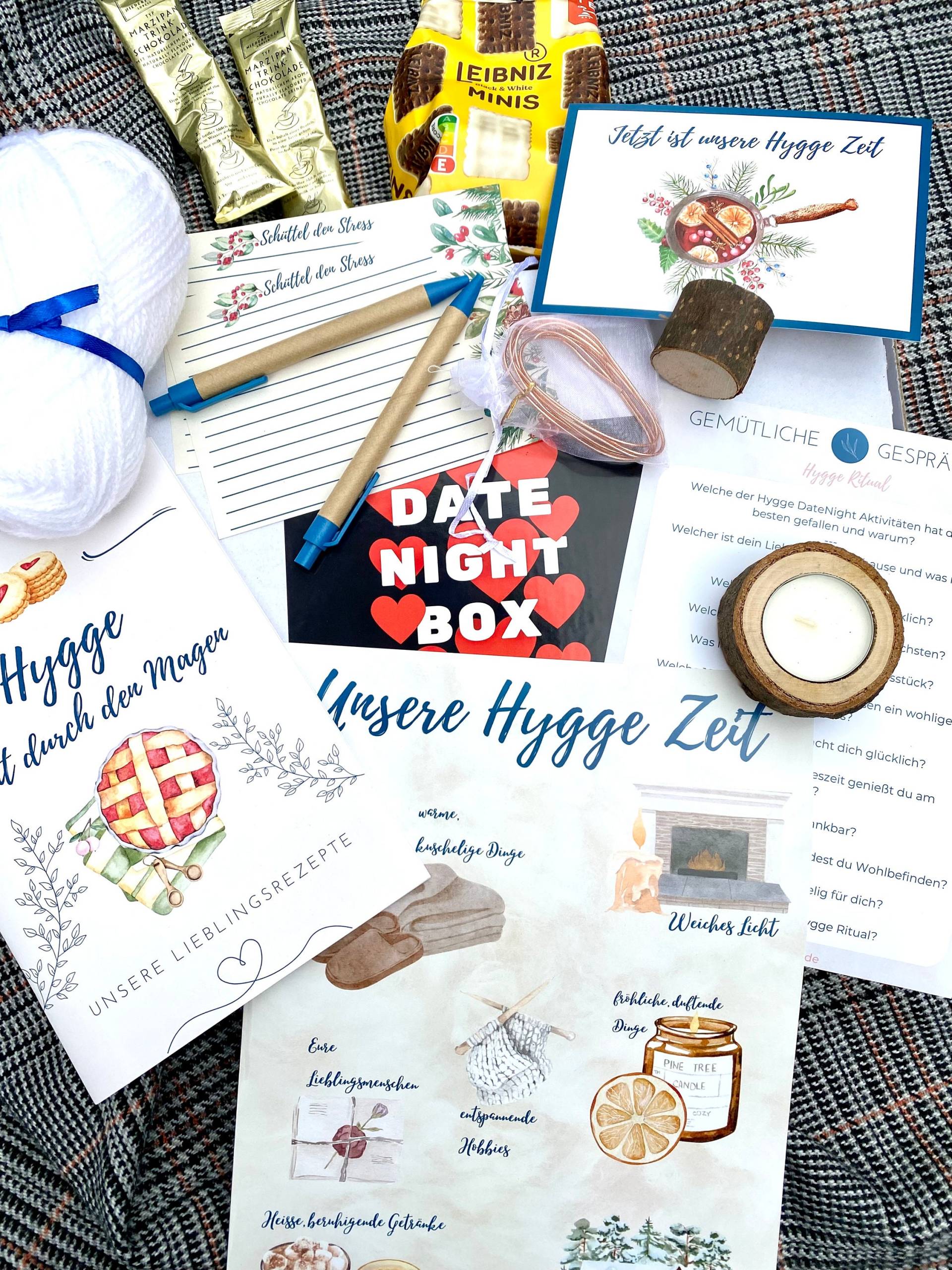 Hygge Date Box | Ausgefallene Erlebnisbox Geschenk Für Paare Partner Weihnachtsgeschenk Originell von Etsy - DateNightBoxDE