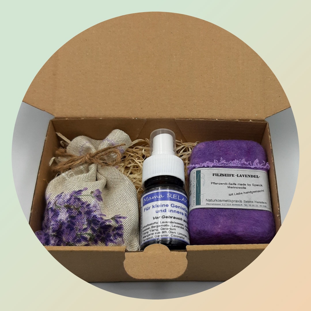 Naturkosmetik Geschenkbox "Relax" Handgemacht Wellness Beauty Spa Hautpflege Seife Aromaspray Valentinstag Geschenk Frauen von Etsy - DeineNaturkosmetik