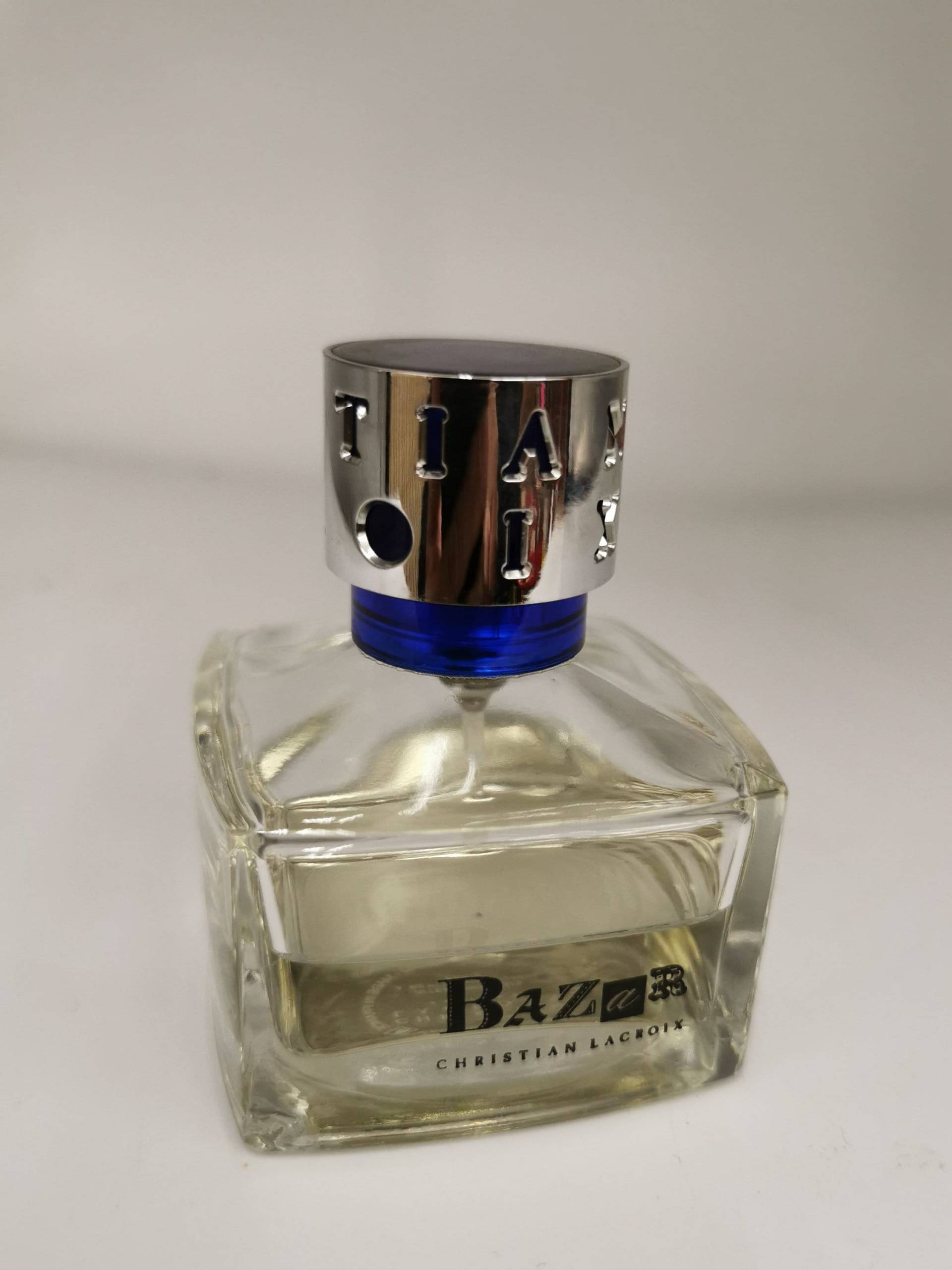 Christian Lacroix Bazar Eau De Toilette 50 Ml Gebraucht Verpackung Nicht Vorhanden, Füllstand Ca 45 % von Etsy - Dekofisch