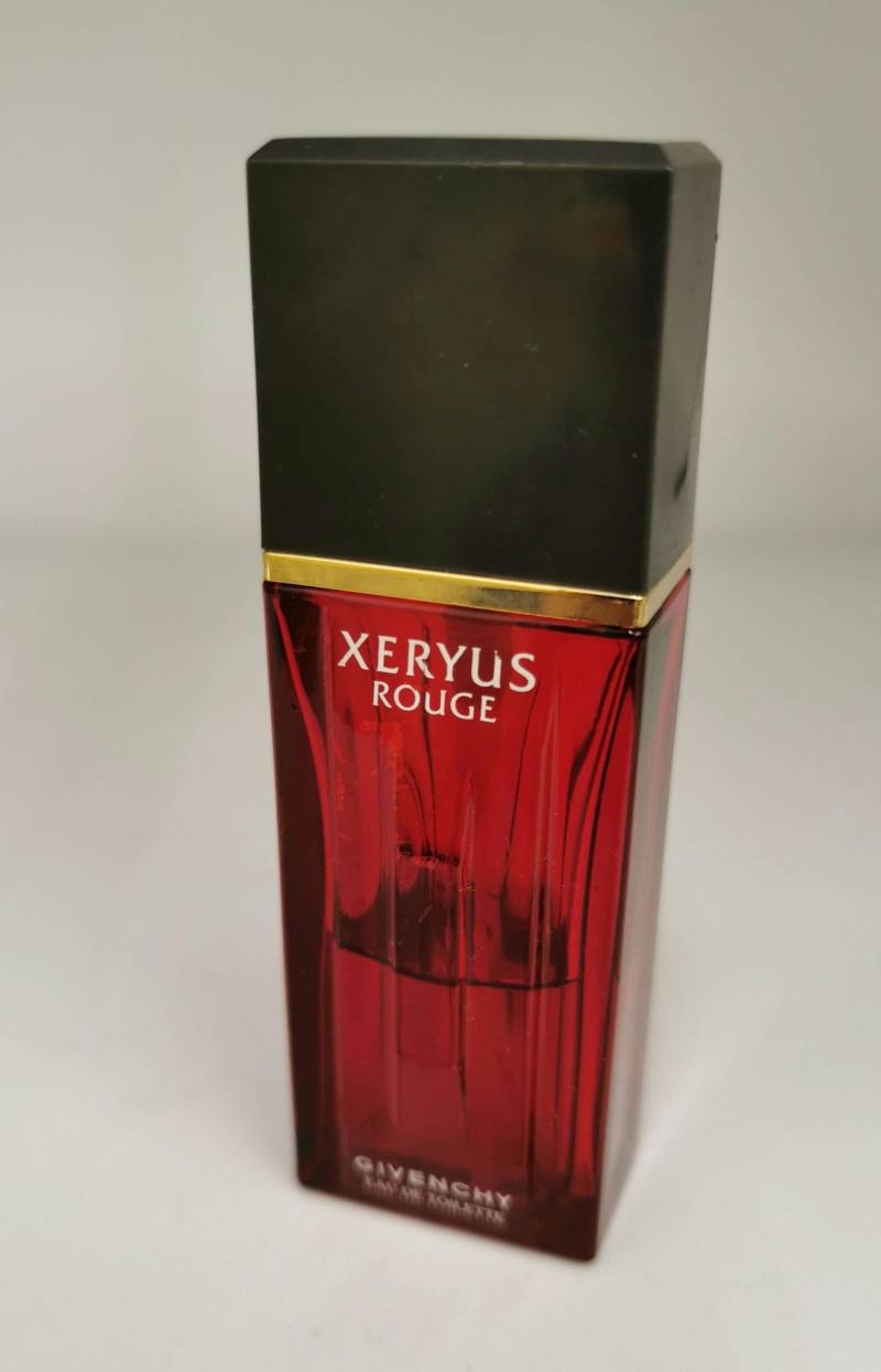 Givenchy Xeryus Rouge Paris Eau De Toilette 25 Ml Gebraucht Verpackung Nicht Vorhanden, Füllstand Ca 40 % von Etsy - Dekofisch