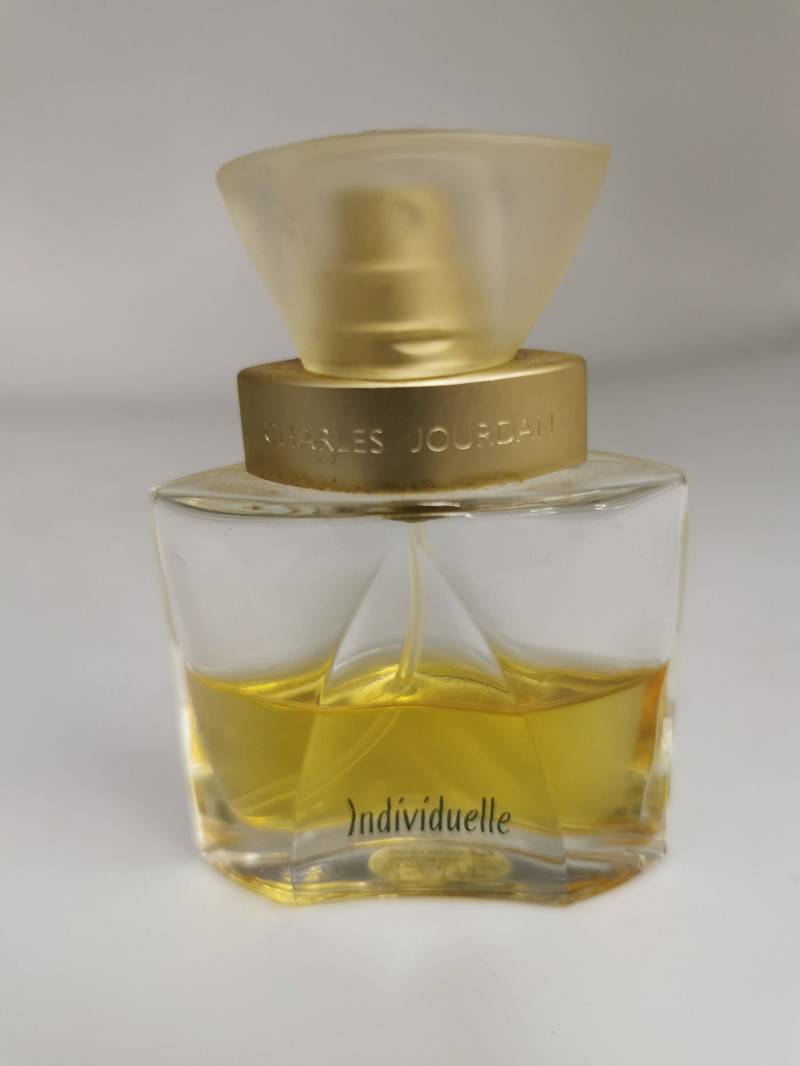 Individuelle Charles Jourdan Eau De Toilette 20 Ml Gebraucht Verpackung Nicht Vorhanden, Füllstand Ca 45 % von Etsy - Dekofisch