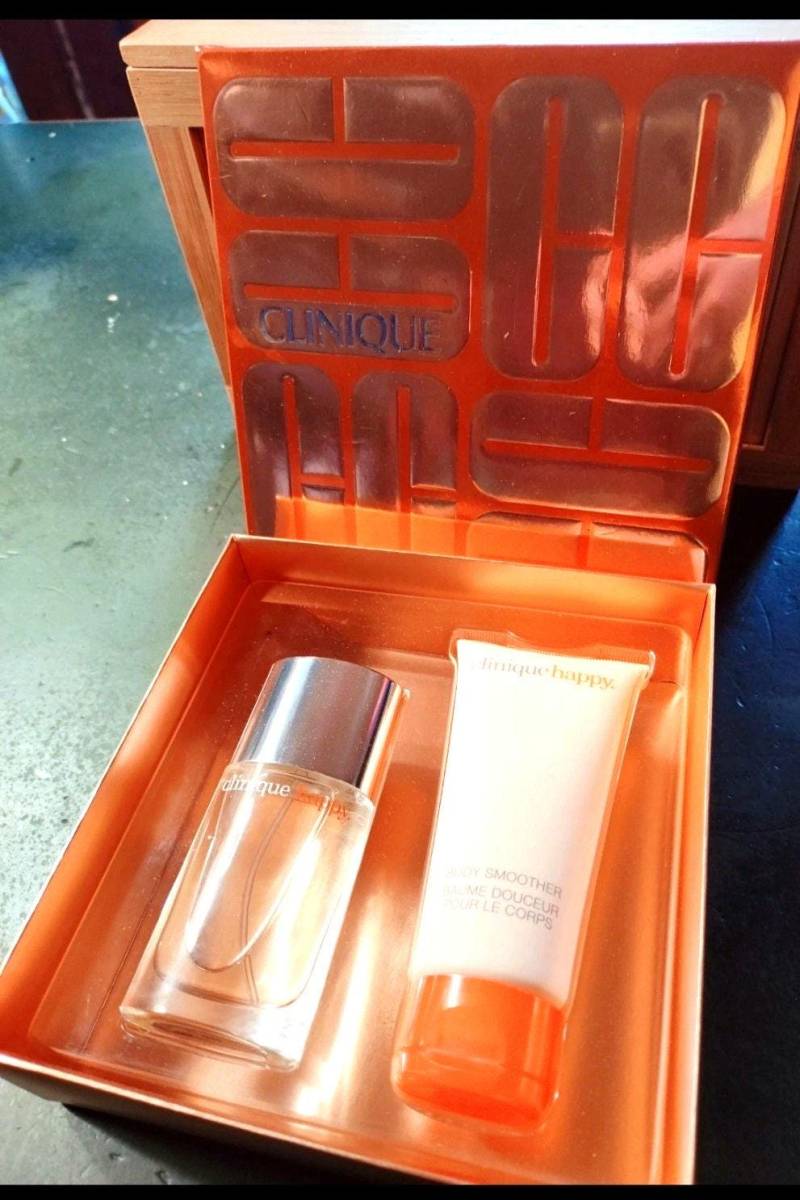 Vintage Clinique Happy Parfum Set von Etsy - DerAusstatter