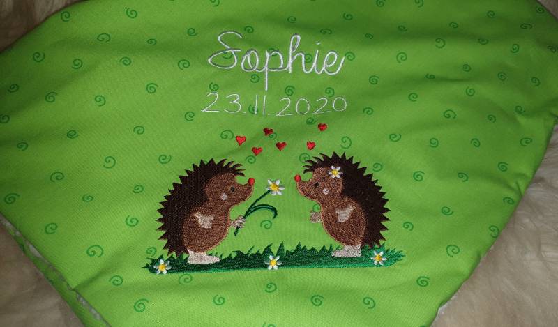 Babydecke Decke Kuscheldecke Igel Igelliebe Grüne Kringel & Wunschnamen W64 von Etsy - DieWichtelstickerei