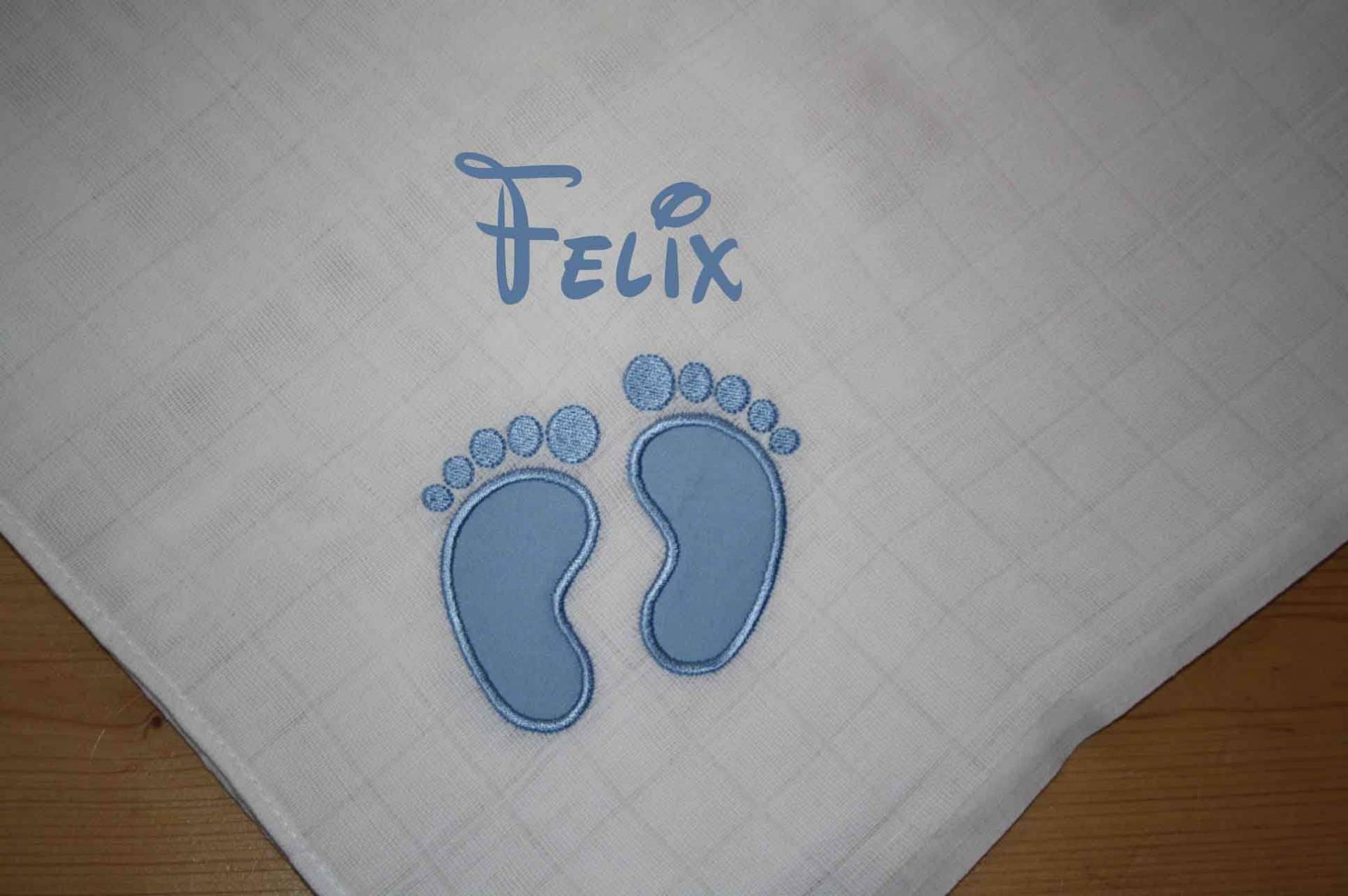 Mullwindel Spucktuch Babyfüsse Füsse Hellblau Mit Namen W295 Mullwindel Spucktuch Babyfüsse Füsse Hellblau Mit Namen W295 von Etsy - DieWichtelstickerei
