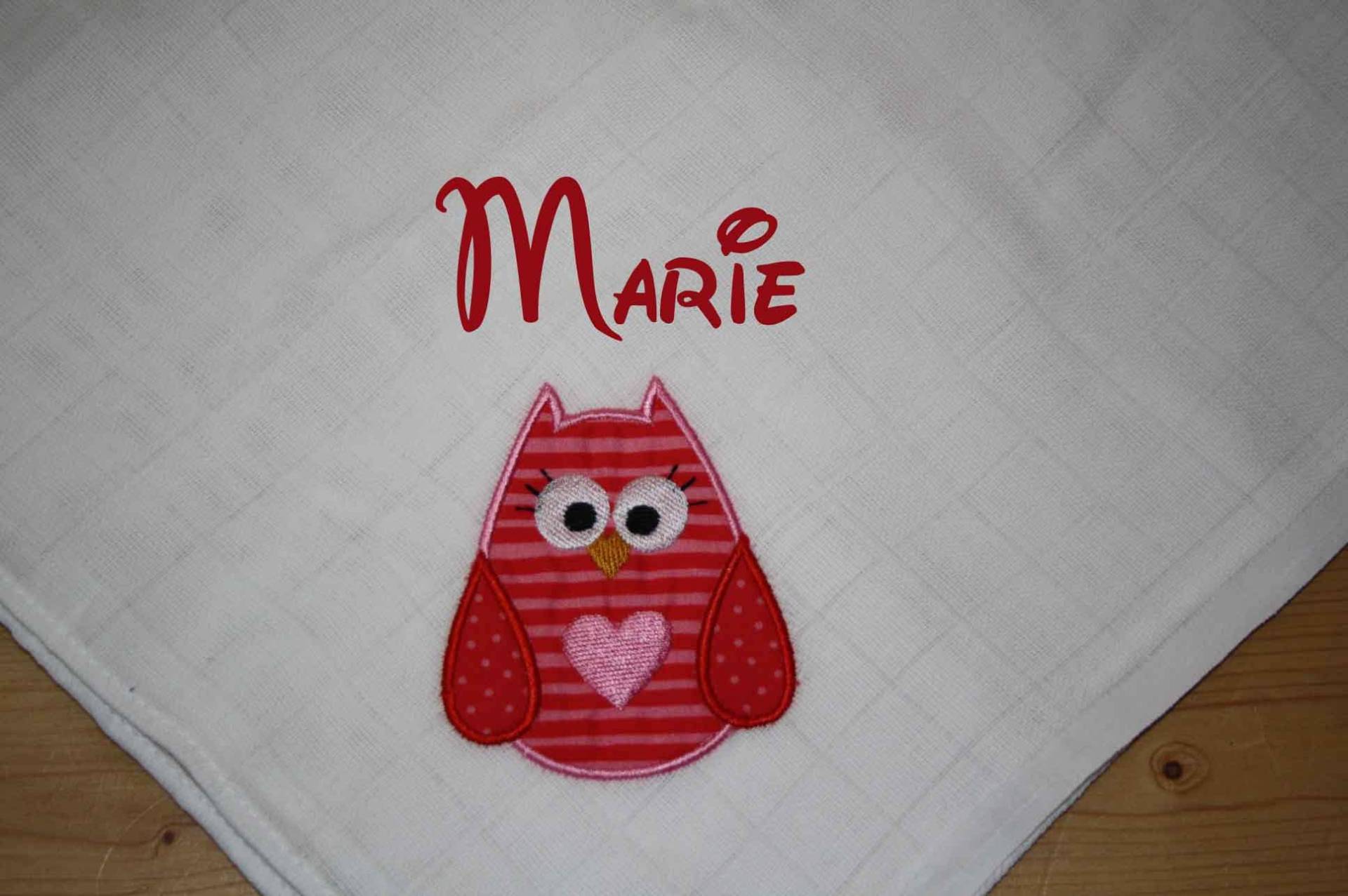 Mullwindel Spucktuch Eule Rot Rosa Mit Namen W300 Mullwindel Spucktuch Eule Rot Rosa Mit Namen W300 von Etsy - DieWichtelstickerei