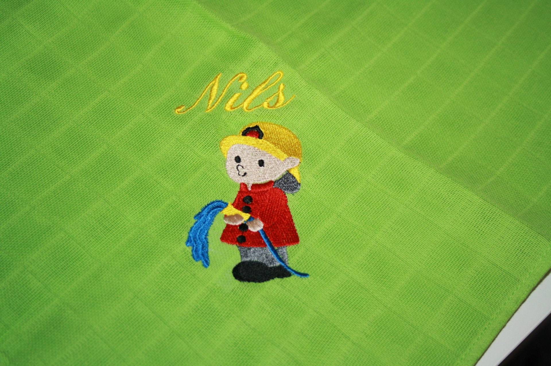 Mullwindel Spucktuch Feuerwehrmann Mit Namen W226 Mullwindel Spucktuch Feuerwehrmann Mit Namen W226 von Etsy - DieWichtelstickerei