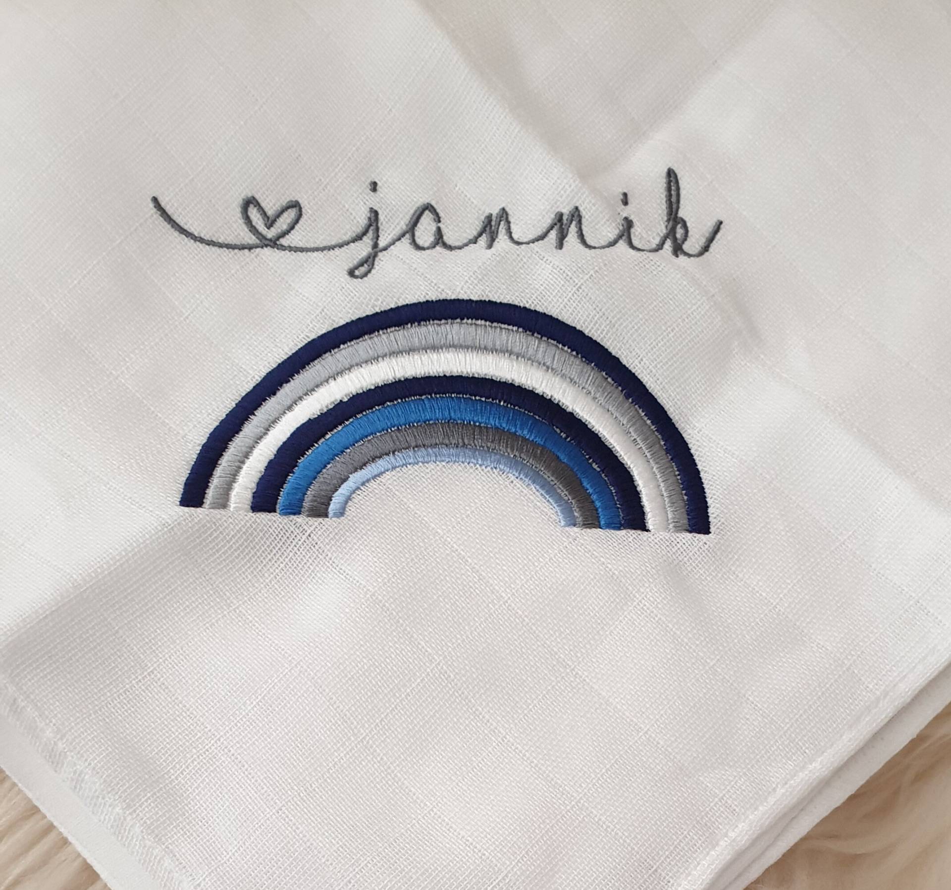 Mullwindel Spucktuch Regenbogen Blau Mit Namen W296 Mullwindel Spucktuch Regenbogen Blau Mit Namen W296 von Etsy - DieWichtelstickerei