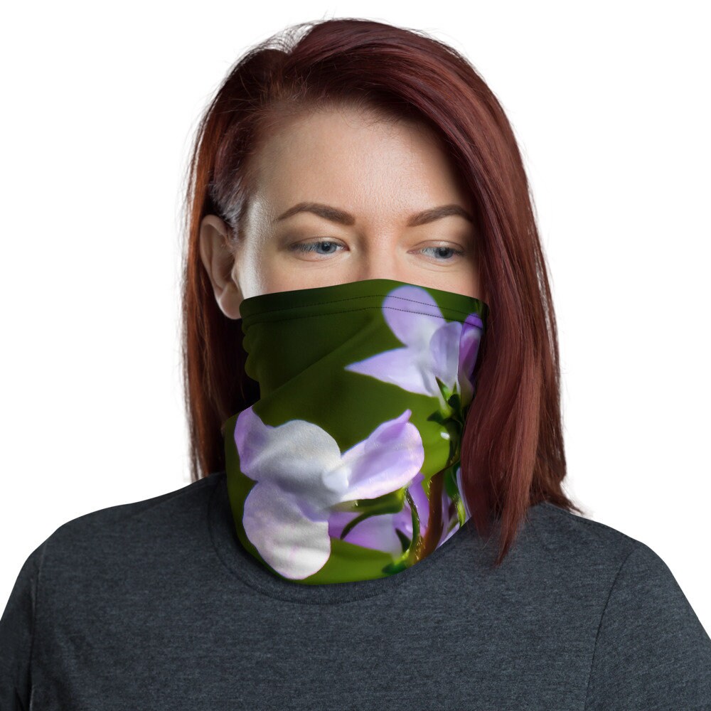 Halstuch, Gesichtsmasken, Stirnbänder, Halswärmer, Bandana, Floral, Einzigartiges Design, Armband, Lila Blumen von Etsy - DistortedRainbowsArt