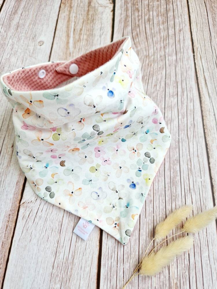 Halstuch Baby Schal Dreieckstuch Mädchen Blumen Floral Frühling Veilchen 62 68 74 80 86 92 98 104 110 Handmade Halstuch Baby Schal Dreieckstuch Mädchen Blumen Floral Frühling Veilchen 62 68 74 80 86 92 98 104 110 Handmade von Etsy - ETStoffzauber