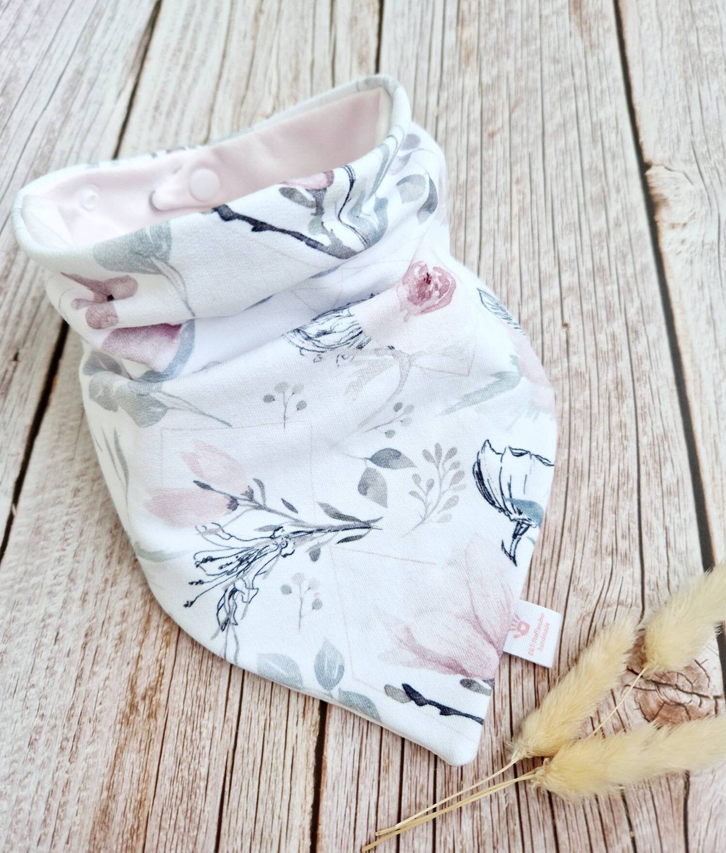 Halstuch Schal Dreieckstuch Mädchen Oder Baby Pastell Rosa Grau Blumen 62 68 74 80 86 92 98 104 110 Handmade Halstuch Schal Dreieckstuch Mädchen Oder Baby Pastell Rosa Grau Blumen 62 68 74 80 86 92 98 104 110 Handmade von Etsy - ETStoffzauber