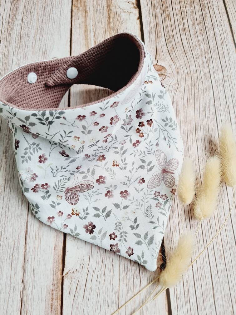 Halstuch Schal Dreieckstuch Mauve Schmetterling Blümchen Frühling Baby 62 68 74 80 86 92 98 104 110 Handmade Halstuch Schal Dreieckstuch Mauve Schmetterling Blümchen Frühling Baby 62 68 74 80 86 92 98 104 110 Handmade von Etsy - ETStoffzauber