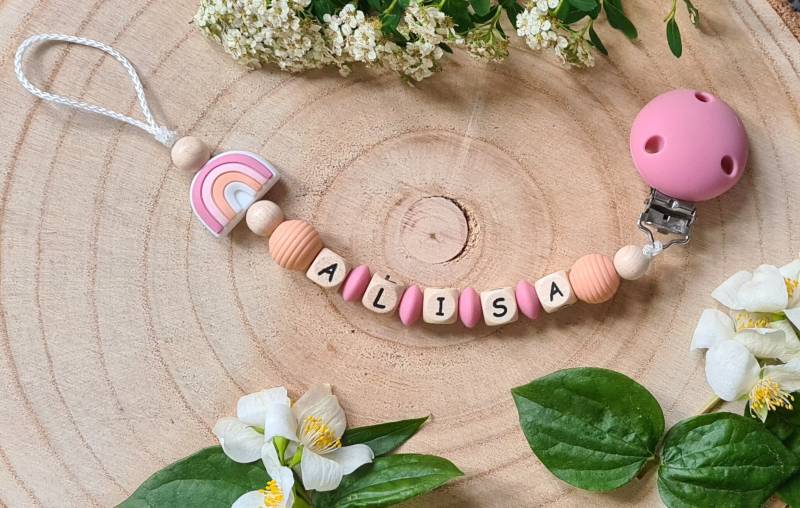 Schnullerkette Personalisiert Mit Name, Regenbogen, Altrosa, Pfirsich von Etsy - EliJuna