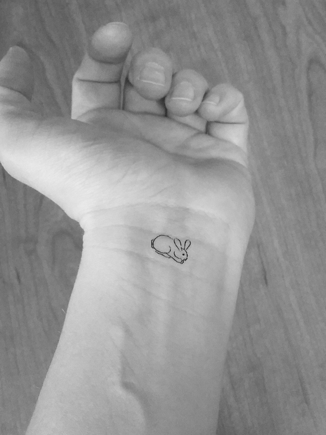 12 Temporäre Miniatur-Hasen-Tattoos/Finger-Tattoos, Ohren Tattoo Fake-Tattoo Schwarz 12 Temporäre Miniatur-Hasen-Tattoos/Finger-Tattoos, Ohren Tattoo Fake-Tattoo Schwarz von Etsy - ElyZeSHOP