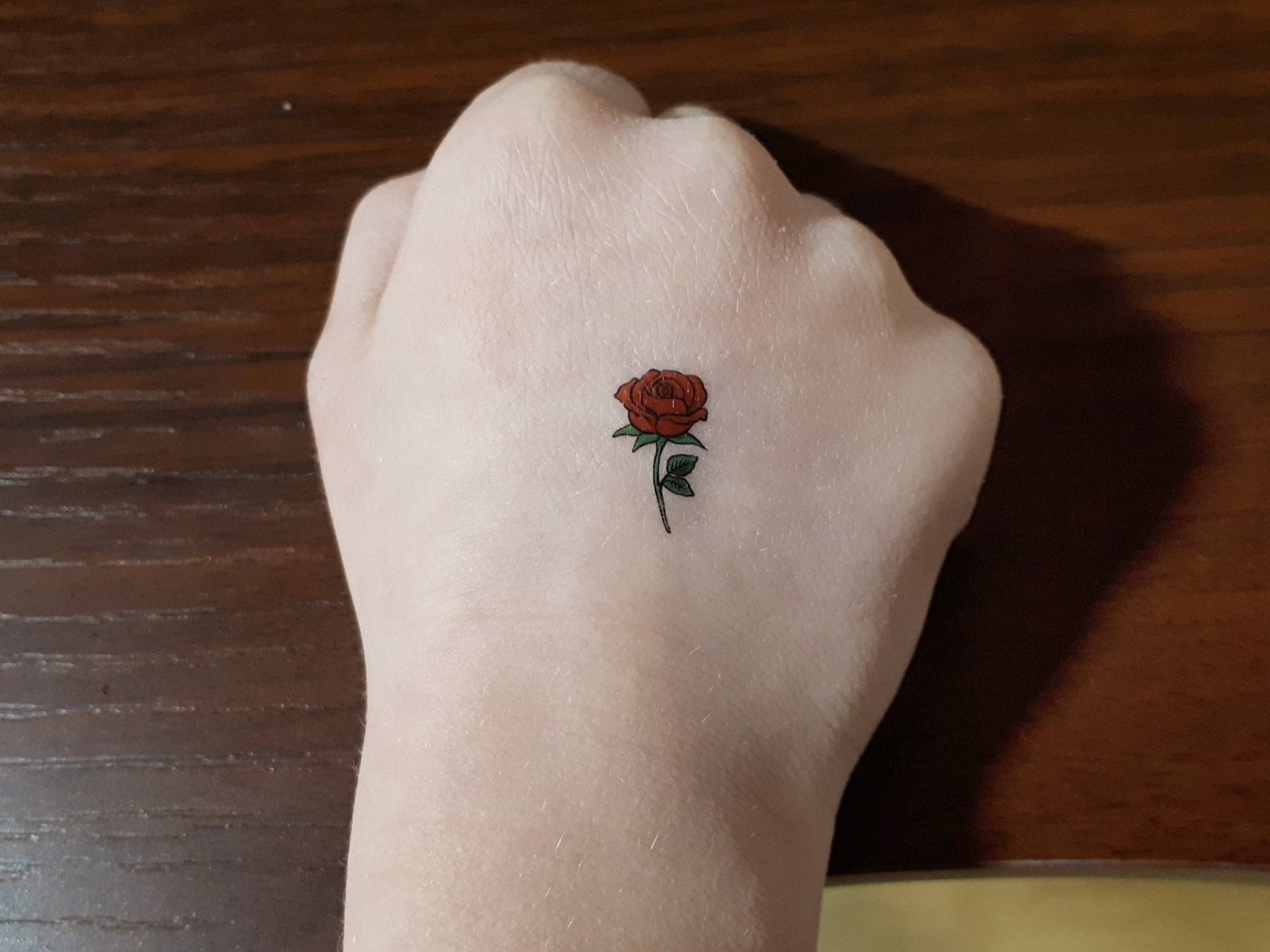 9 Rosen-Tattoos/Rote Rose Temporäre Tattoos Handgelenk-Tattoos Tattoo Fake-Tattoo Rot Blume von Etsy - ElyZeSHOP