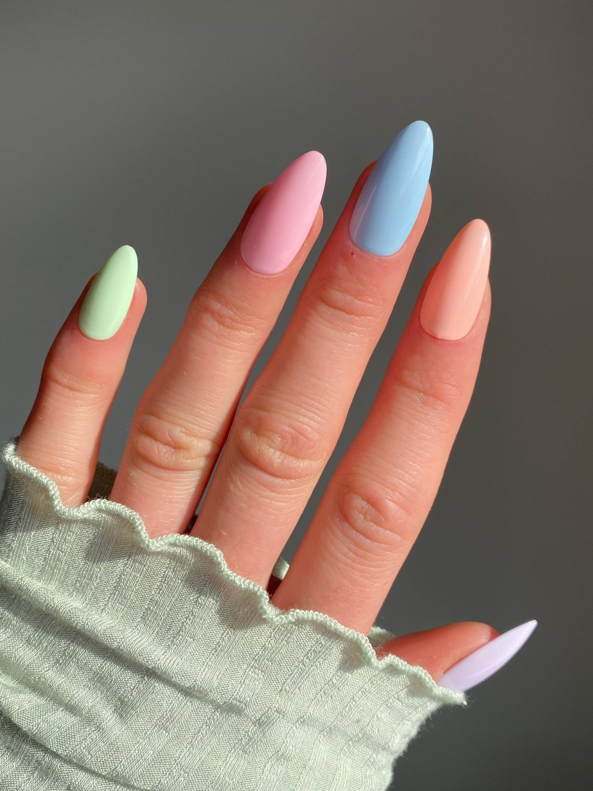 Pastell Mix & Match Benutzerdefinierte Drücken Sie Auf Die Nägel | Ostern Mehrfarbige Falsche Frühling Stick On von Etsy - Enroutenails