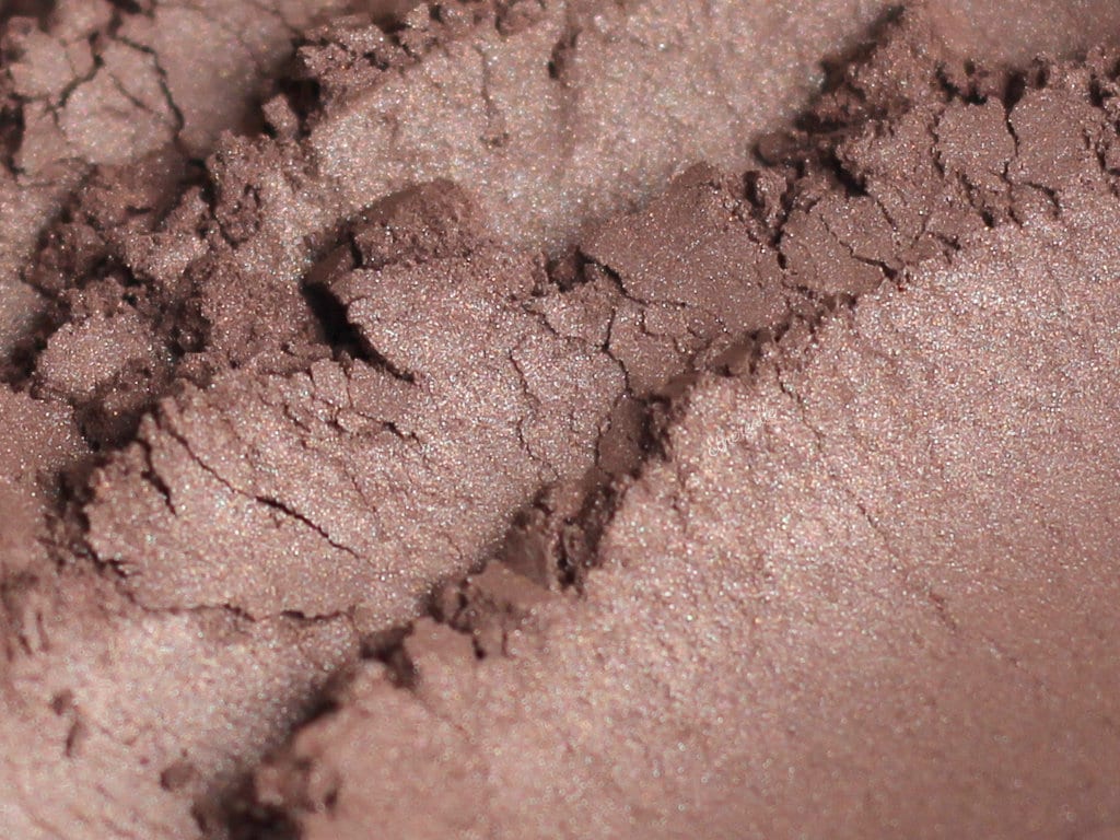 Schimmernder, Taupe-Brauner Lidschatten - "Ashelia" Vegan Mineral Eyeshadow." von Etsy - Etherealle