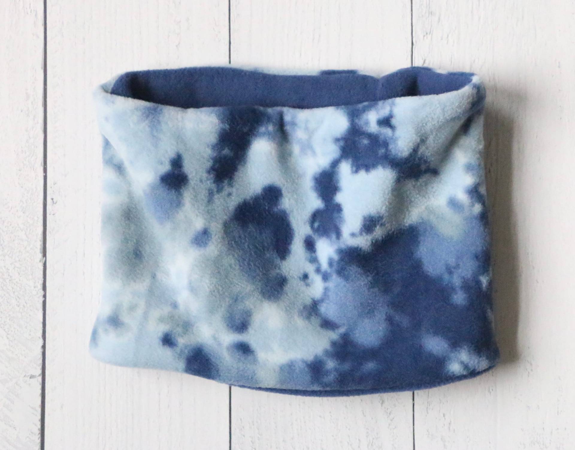 Blauer Tie Dye Wende Fleece Halswärmer von Etsy - EverJolie