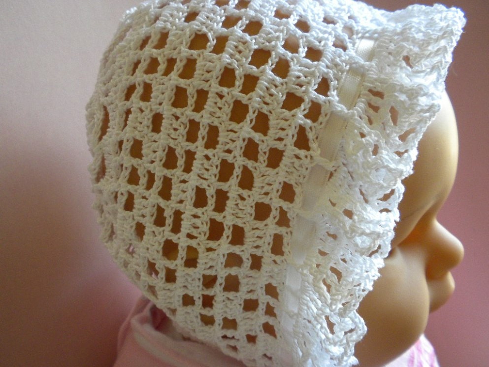 Taufmütze, Häkeln Babymütze, Heirloom Lacy Baby Bonnet, Segensmütze, Neugeborenen Mütze Taufmütze, Häkeln Babymütze, Heirloom Lacy Baby Bonnet, Segensmütze, Neugeborenen Mütze von Etsy - EverythingsSewMom
