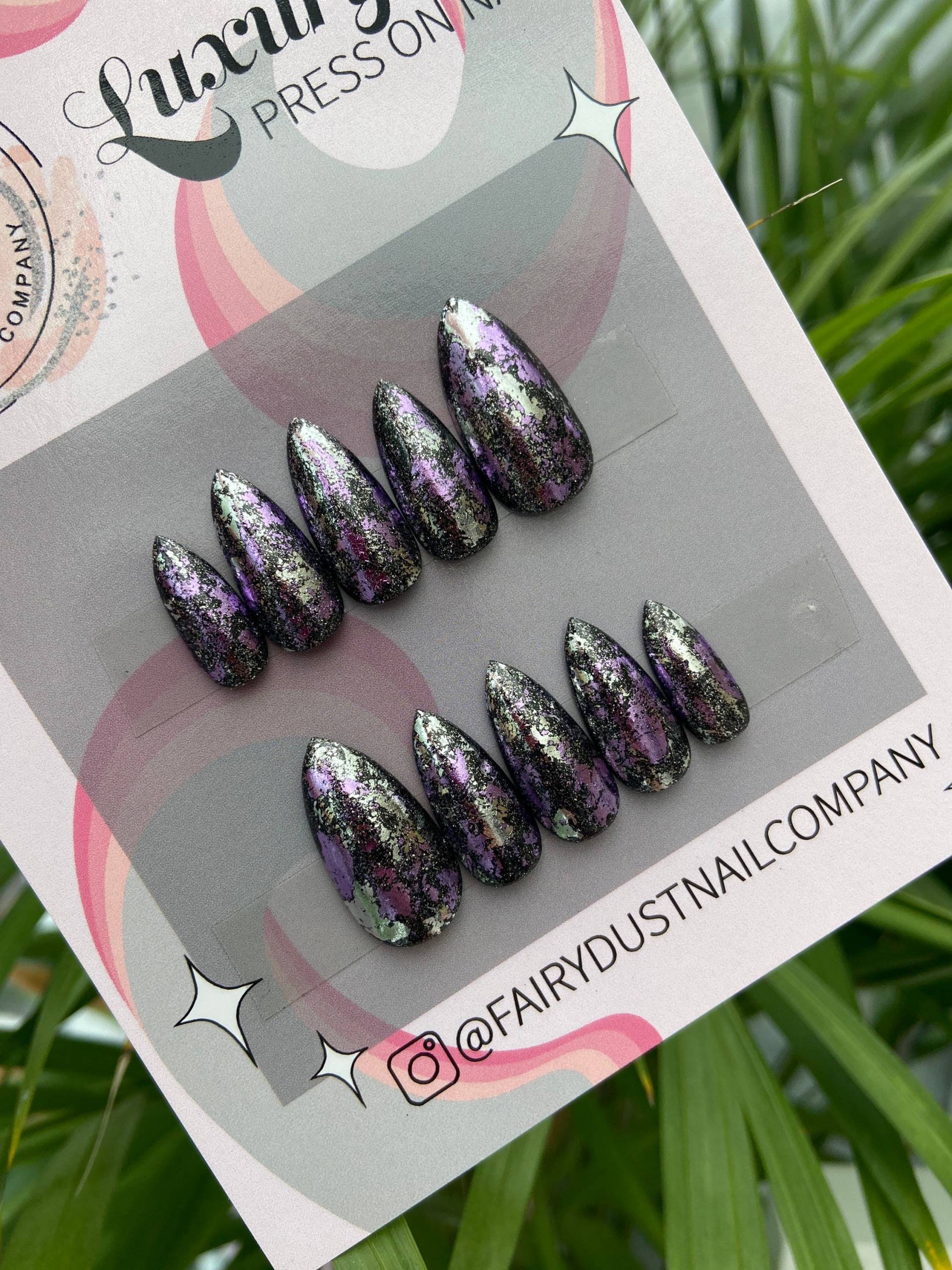 Glitter Schwarz Lila Und Silber Drücken Sie Auf Die Nägel | Gothic Halloween Kleben Falsche Künstliche Aufbügeln von Etsy - Fairydustnailcompany