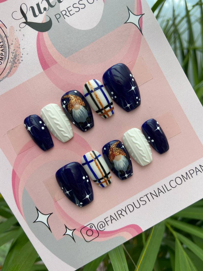 Marineblau Und Goldweihnachtsgonk Drücken Sie Auf Die Nägel | Kleben Nägel Künstliche Falsche Weihnachtsnägel Christus von Etsy - Fairydustnailcompany