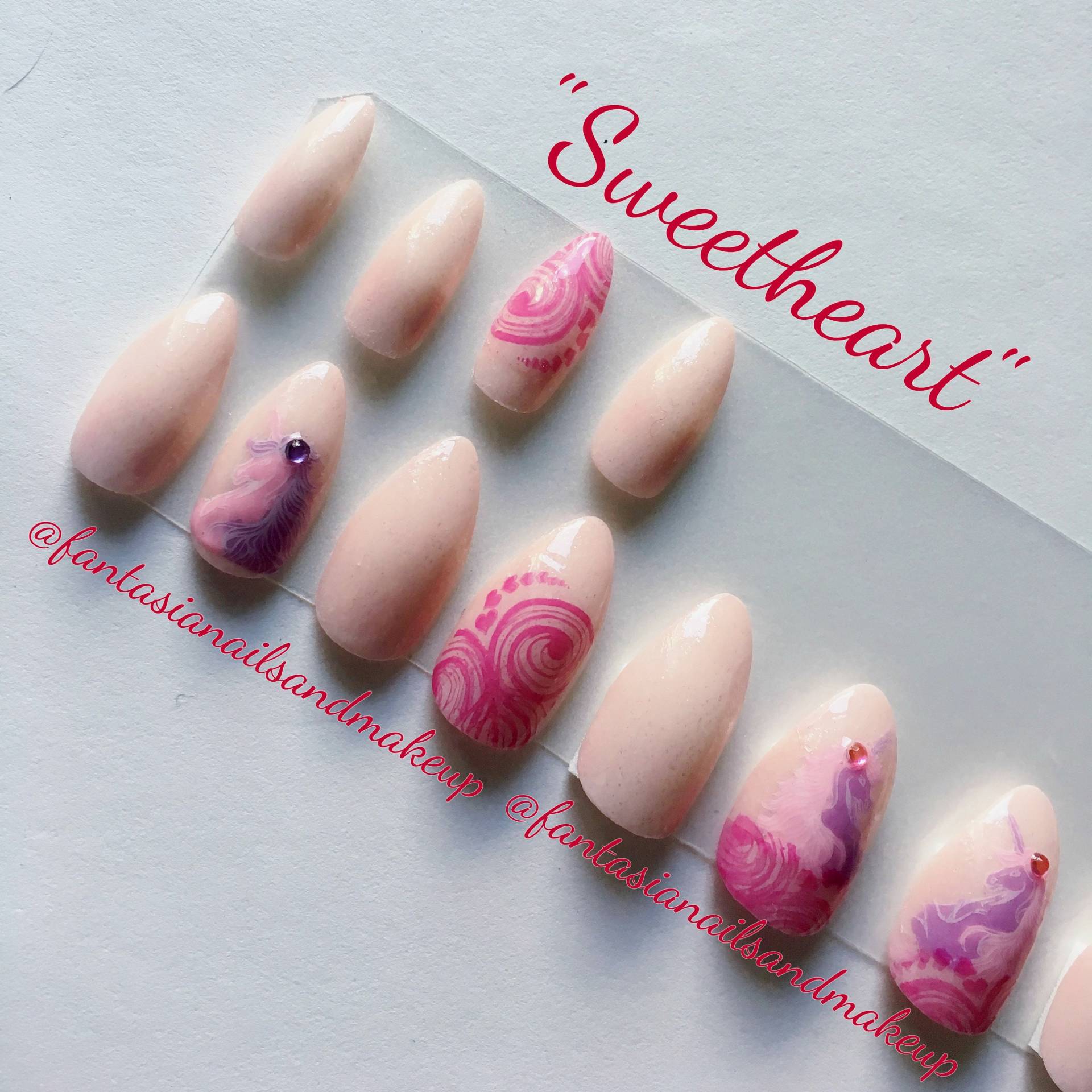 Rosa Einhorn-Herz Stiletto Drücken Sie Auf Die Nägel Valentinstag Gefälschte Nagel-Set Rosa Einhorn-Herz Stiletto Drücken Sie Auf Die Nägel Valentinstag Gefälschte Nagel-Set von Etsy - FantasiaNails