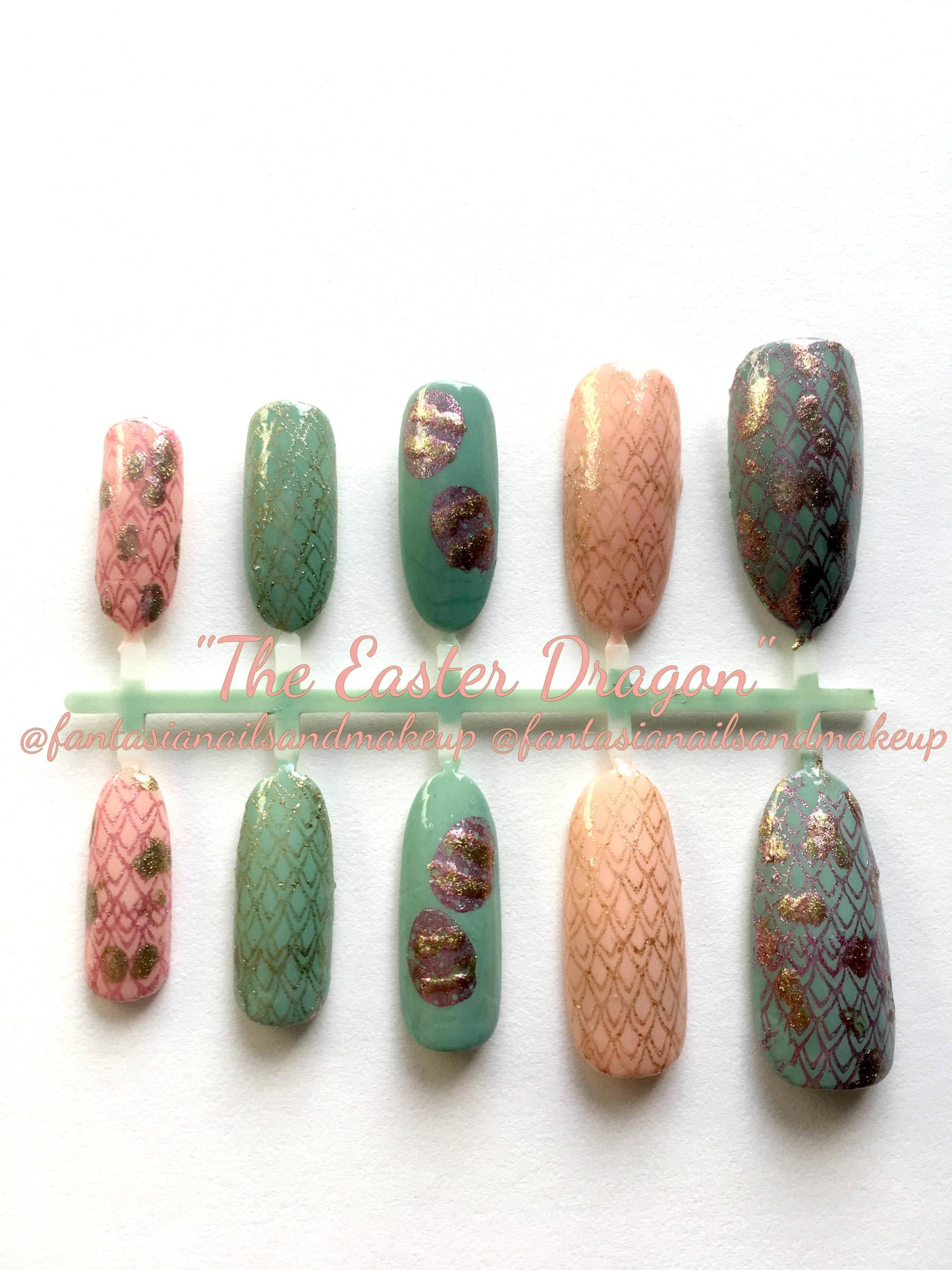 Roségold Drachenschuppe Drücken Sie Auf Die Nägel Ostern Kunstnagel-Set Roségold Drachenschuppe Drücken Sie Auf Die Nägel Ostern Kunstnagel-Set von Etsy - FantasiaNails
