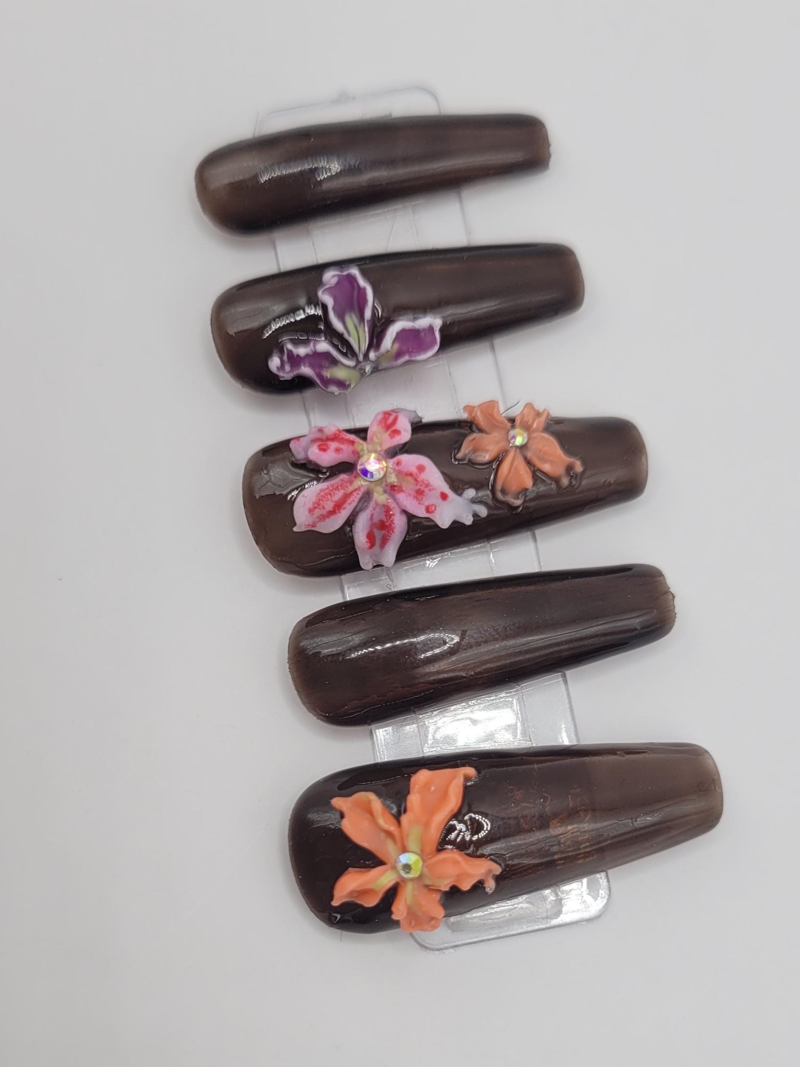 3D Flower Lilien Press-On Nails Spring Naildesign Custom Size, Handbemalt von Etsy - FarinaFeeDesign