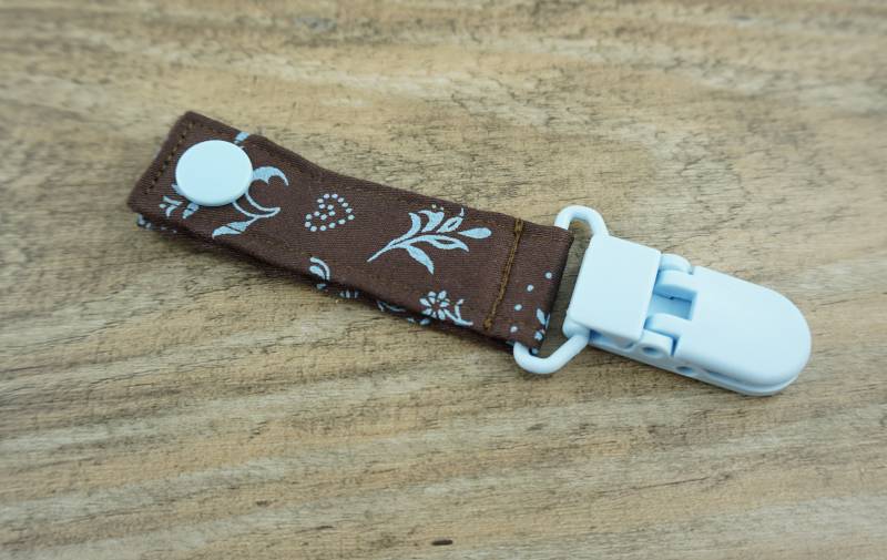 Tube-Clips Enterale Ernährung Oder Sauerstoffversorgung - Dirndl Braun von Etsy - FeludaraDesign