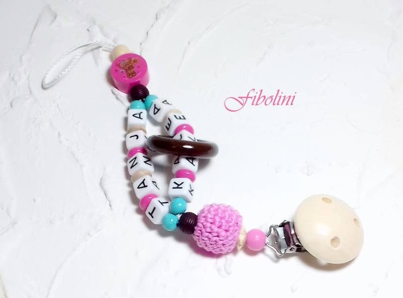 Schnullerkette "Mini Bärli" Mit Wunschdoppelnamen. Mädchen, Nuckelkette, Neugeborene, Schwangerschaft Verkünden, Geschenk Werdende Eltern Schnullerkette "Mini Bärli" Mit Wunschdoppelnamen. Mädchen, Nuckelkette, Neugeborene, Schwangerschaft Verkünden, Geschenk Werdende Eltern von Etsy - Fibolini