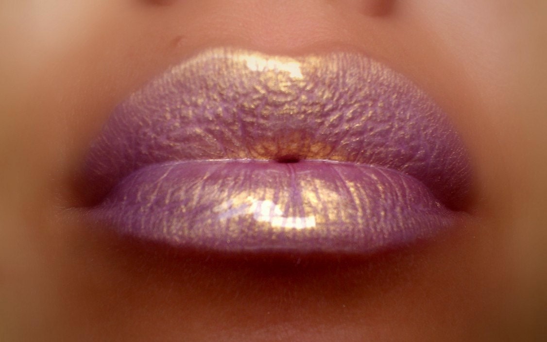 Astropink - Golden Pink Duochrome Lipgloss Vegan Glutenfrei Frisch Handgemacht Ohne Tierversuche Astropink - Golden Pink Duochrome Lipgloss Vegan Glutenfrei Frisch Handgemacht Ohne Tierversuche von Etsy - FierceMagenta