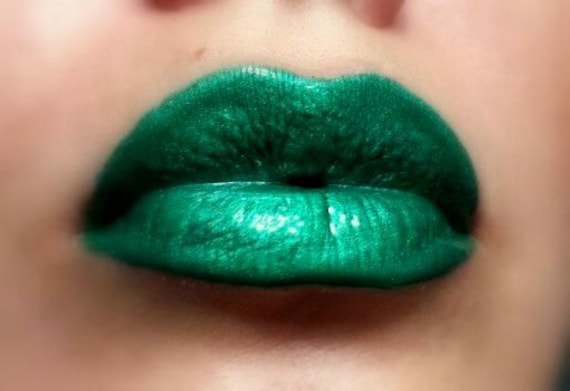 Esmeralda - Hellgrüner Lipgloss Vegan Glutenfrei Frisch Handgemacht Grausamkeitsfrei Waldgrün Smaragd Esmeralda - Hellgrüner Lipgloss Vegan Glutenfrei Frisch Handgemacht Grausamkeitsfrei Waldgrün Smaragd von Etsy - FierceMagenta