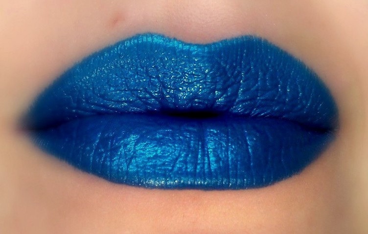 Risqué - Blauer Cremiger Lippenstift Natürlich, Glutenfrei, Frisch, Handgefertigt Risqué - Blauer Cremiger Lippenstift Natürlich, Glutenfrei, Frisch, Handgefertigt von Etsy - FierceMagenta