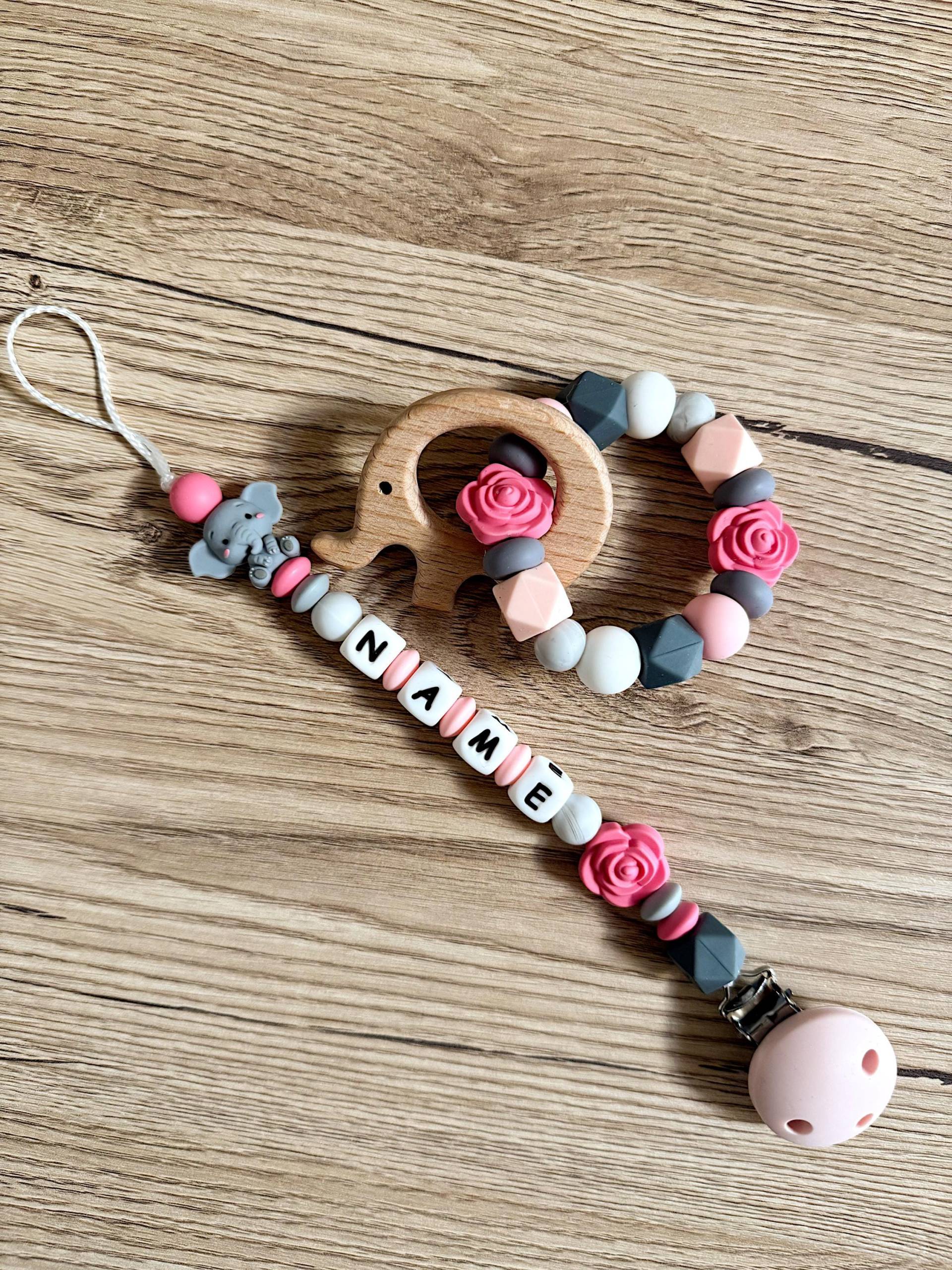 Personalisierte Schnullerkette Mit Name - Elefant Motiv Greifling Handmade Schnullerhalter Geschenk Zur Geburt Personalisierte Schnullerkette Mit Name - Elefant Motiv Greifling Handmade Schnullerhalter Geschenk Zur Geburt von Etsy - Fiorellinoarticles