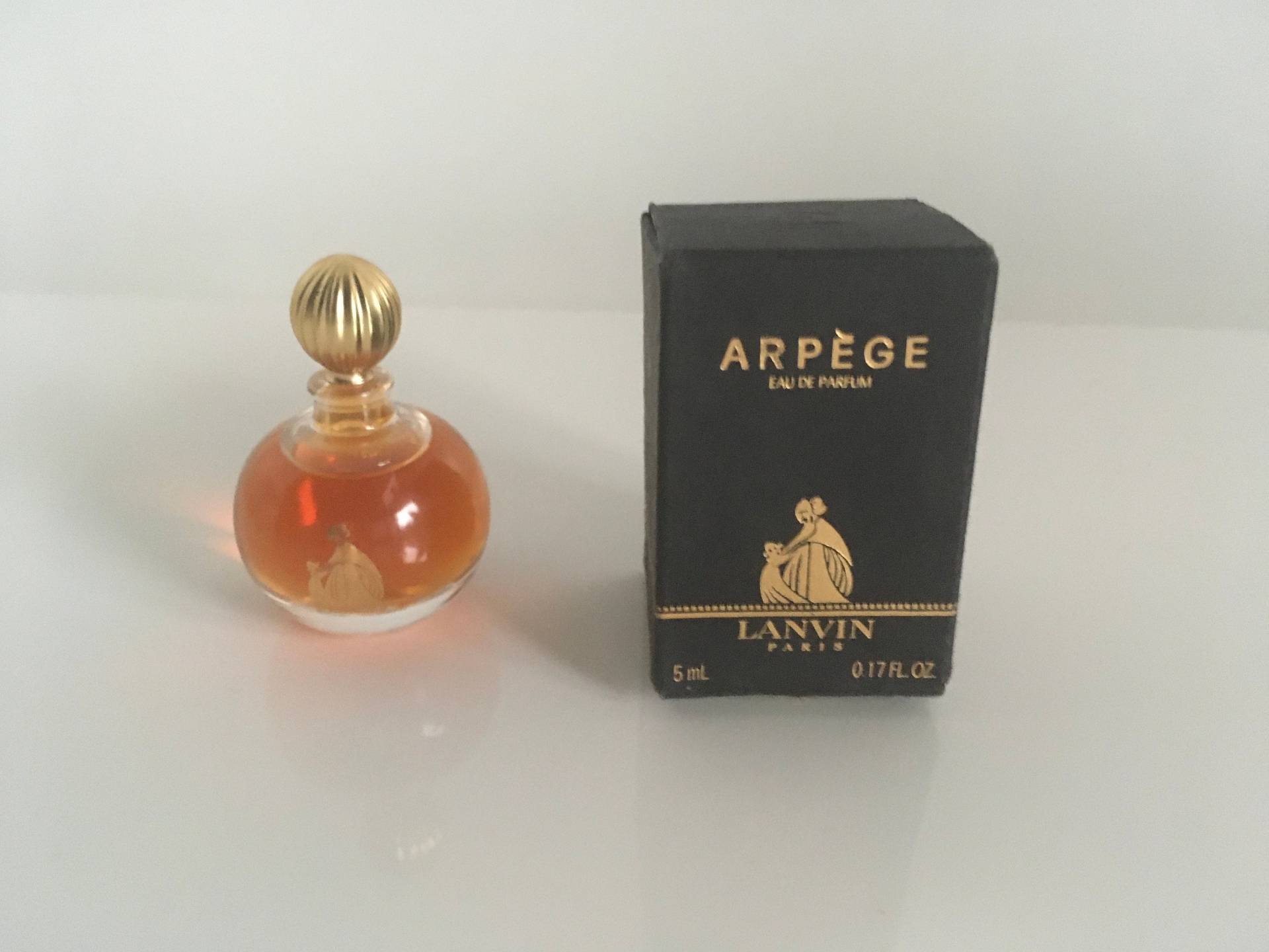 Miniatur-Eau De Parfum Arpège Lanvin, 5Ml, Schöne Sammlerflasche Mit Schwarzer Mattbox von Etsy - Fleamarketoysvintage