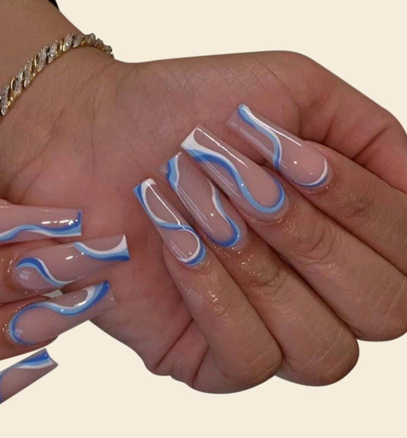 Blaue Welle Lange Sargnägel| Langer Sarg Aufnägel| Trendy Blue Wave Nail Design von Etsy - FlyGirlThing