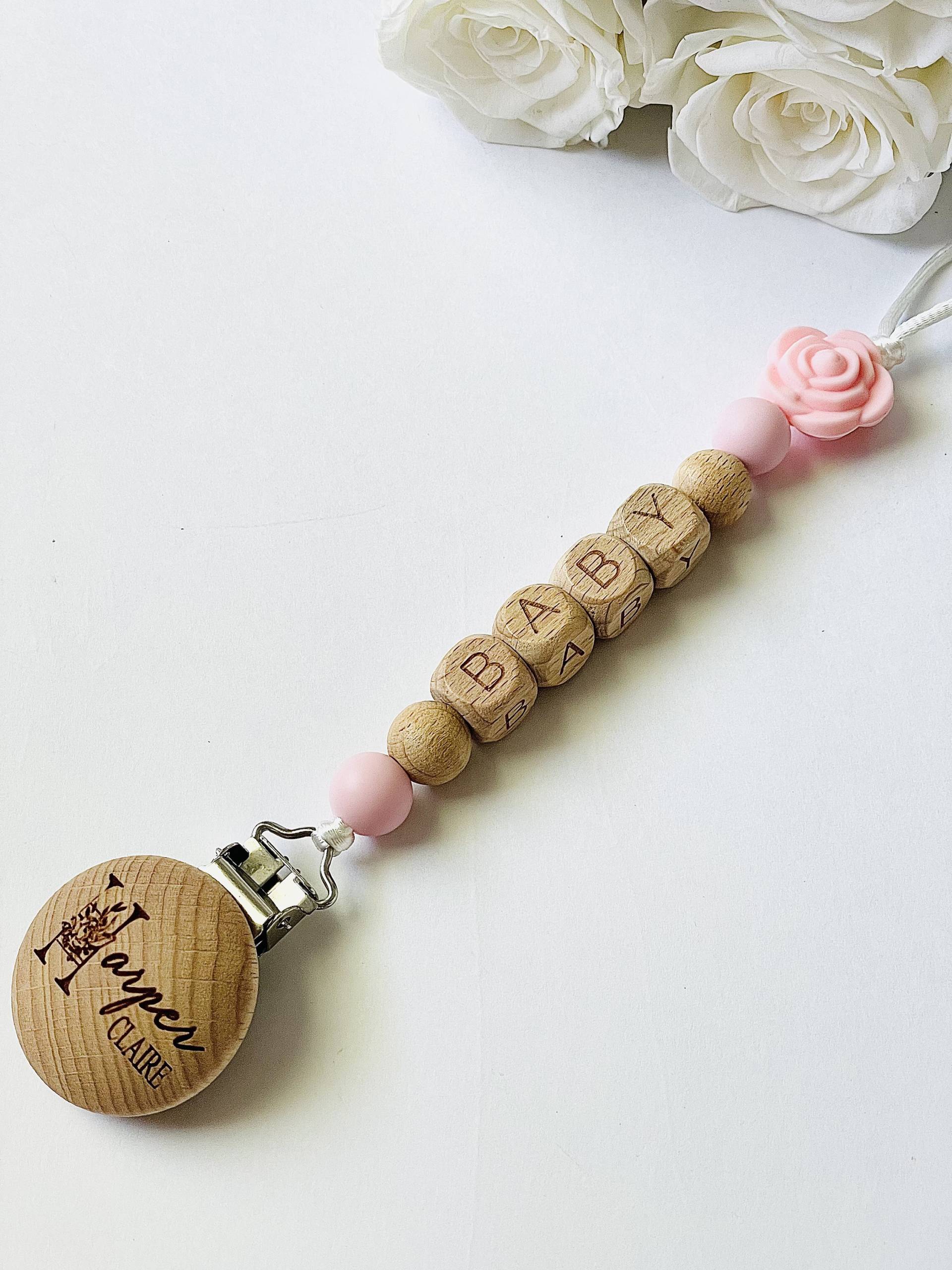 Schnullerclip Aus Holz | Personalisierter Neues Baby Mädchen Geschenk Shower von Etsy - ForeverPersonalized0