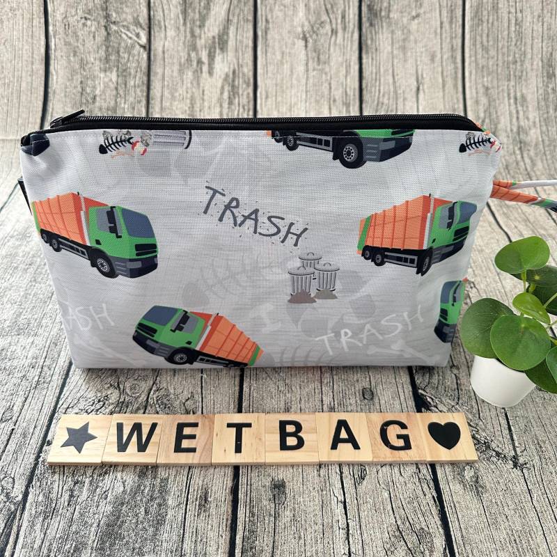 Wetbag Nasstasche Waschtasche Wechseltasche Wickeltasche Wechselkleidung Badetasche Schwimmtasche Kindergartenkind Kita Namensfeld Müllauto von Etsy - FoxFrogShop