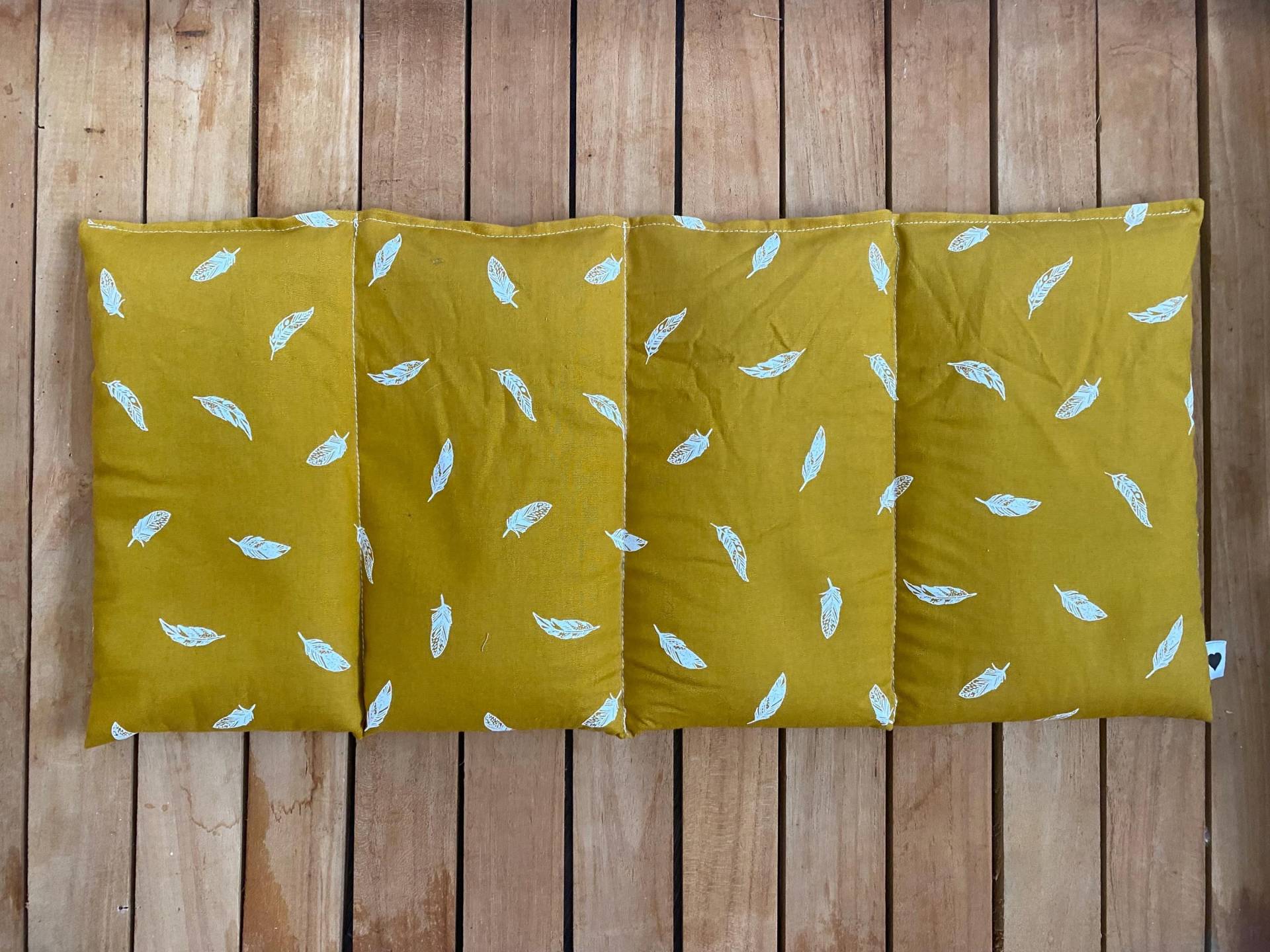 Wärmekissen Gr M Körnerkissen Rapskissen Federn Gelb Wärmekissen Gr M Körnerkissen Rapskissen Federn Gelb von Etsy - FraeuleinMina