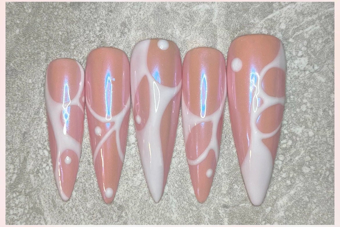 Pink Is The Future Nails von Etsy - FrsehFancyNails