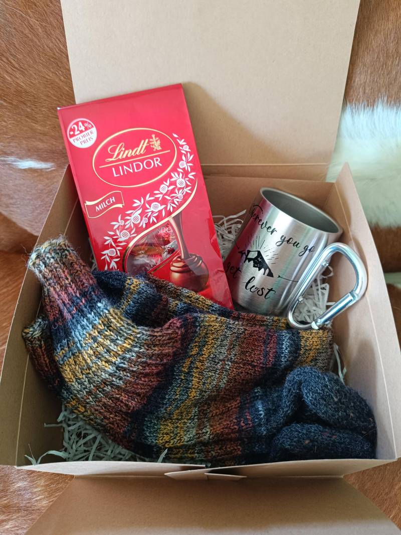 Männer Geschenkbox/Handgestrickte Socken Gr. 50/52 von Etsy - Fusswerk