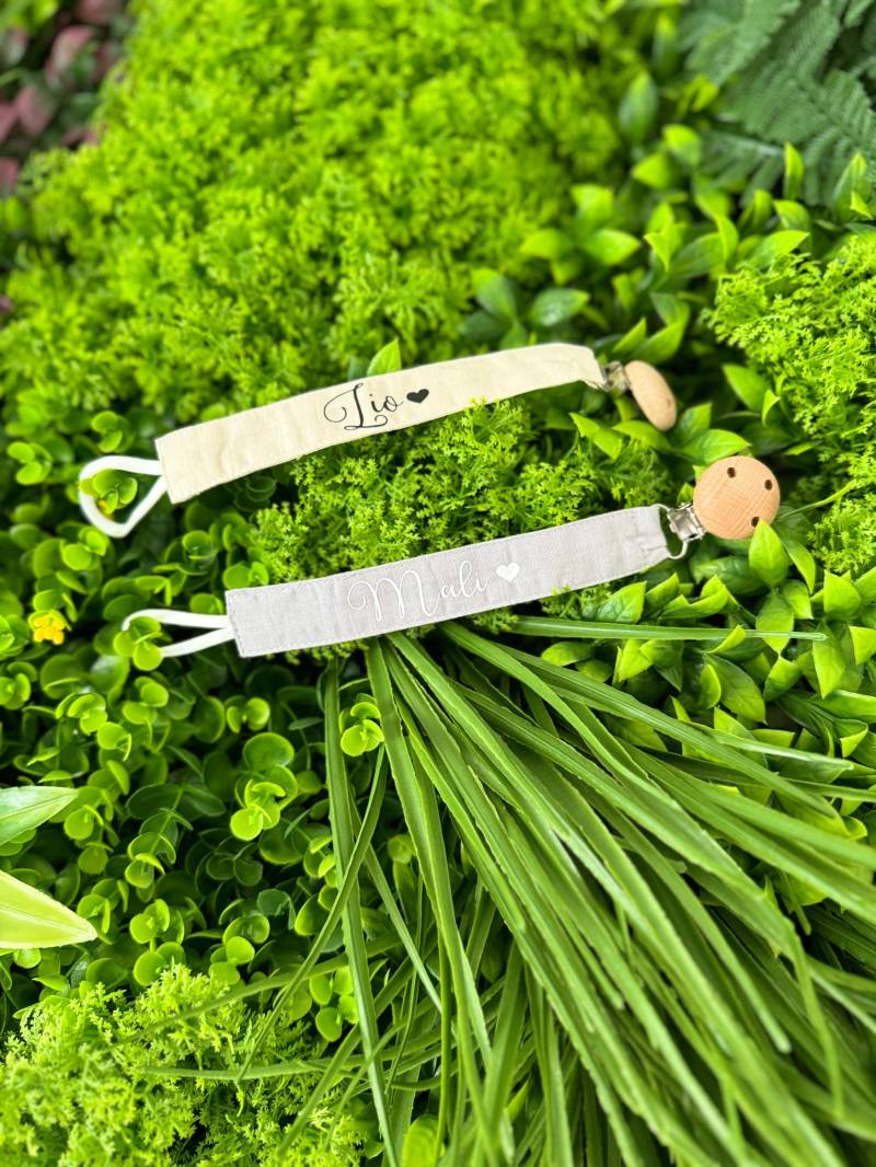 Schnullerkette/ Baby/ Schnuller/ Kette/ Personalisiert/ Geschenk/ Diy/ Geplottet Schnullerkette/ Baby/ Schnuller/ Kette/ Personalisiert/ Geschenk/ Diy/ Geplottet von Etsy - GirlsPowerDecoration