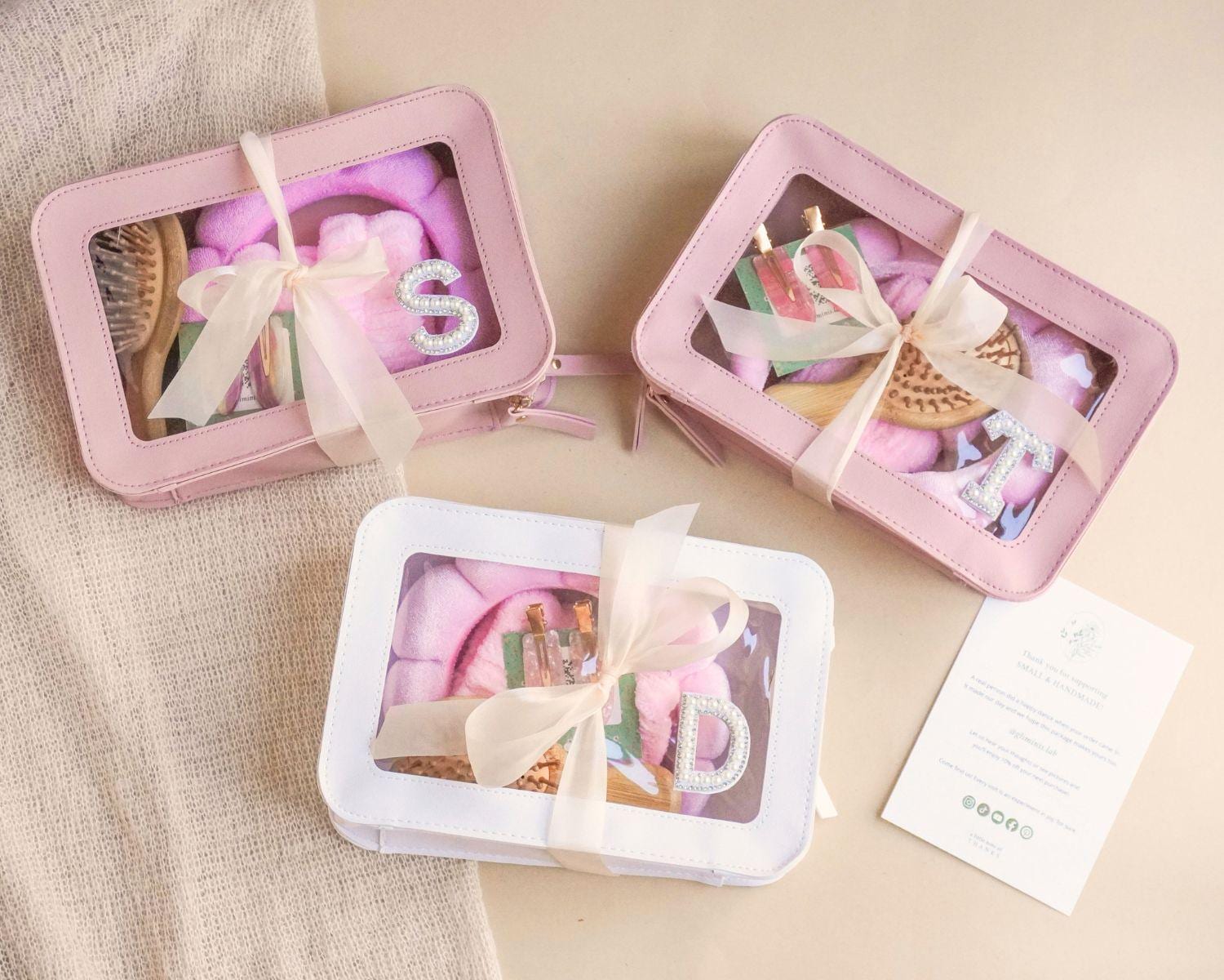 Custom Girl Scout Geschenke Preppy Spa Make-Up Tasche Kit Für Nichte Goodie Bags Teen Geburtstagsgeschenke Cheerleader Team Weihnachtsgeschenke Custom Girl Scout Geschenke Preppy Spa Make-Up Tasche Kit Für Nichte Goodie Bags Teen Geburtstagsgeschenke Cheerleader Team Weihnachtsgeschenke von Etsy - GliminisLab