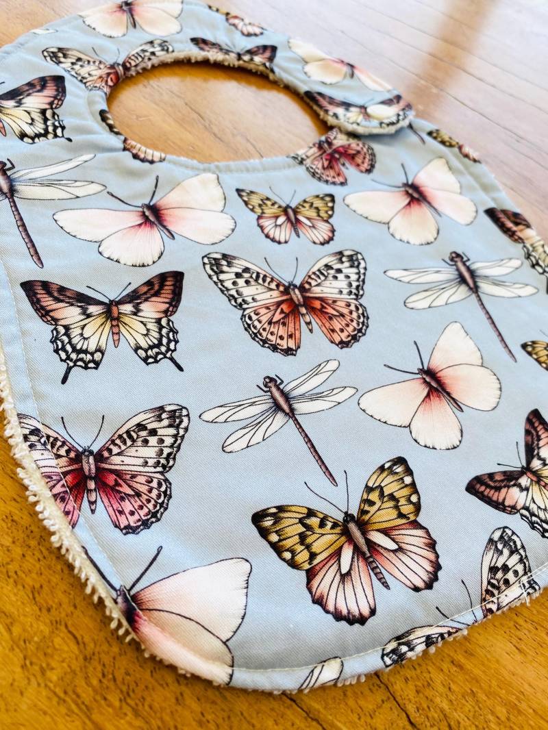 Die Schmetterling-Kollektion | Aussie Wildtiere - Handgefertigtes Lätzchen in Luxusqualität von Etsy - GlobalGumnuts