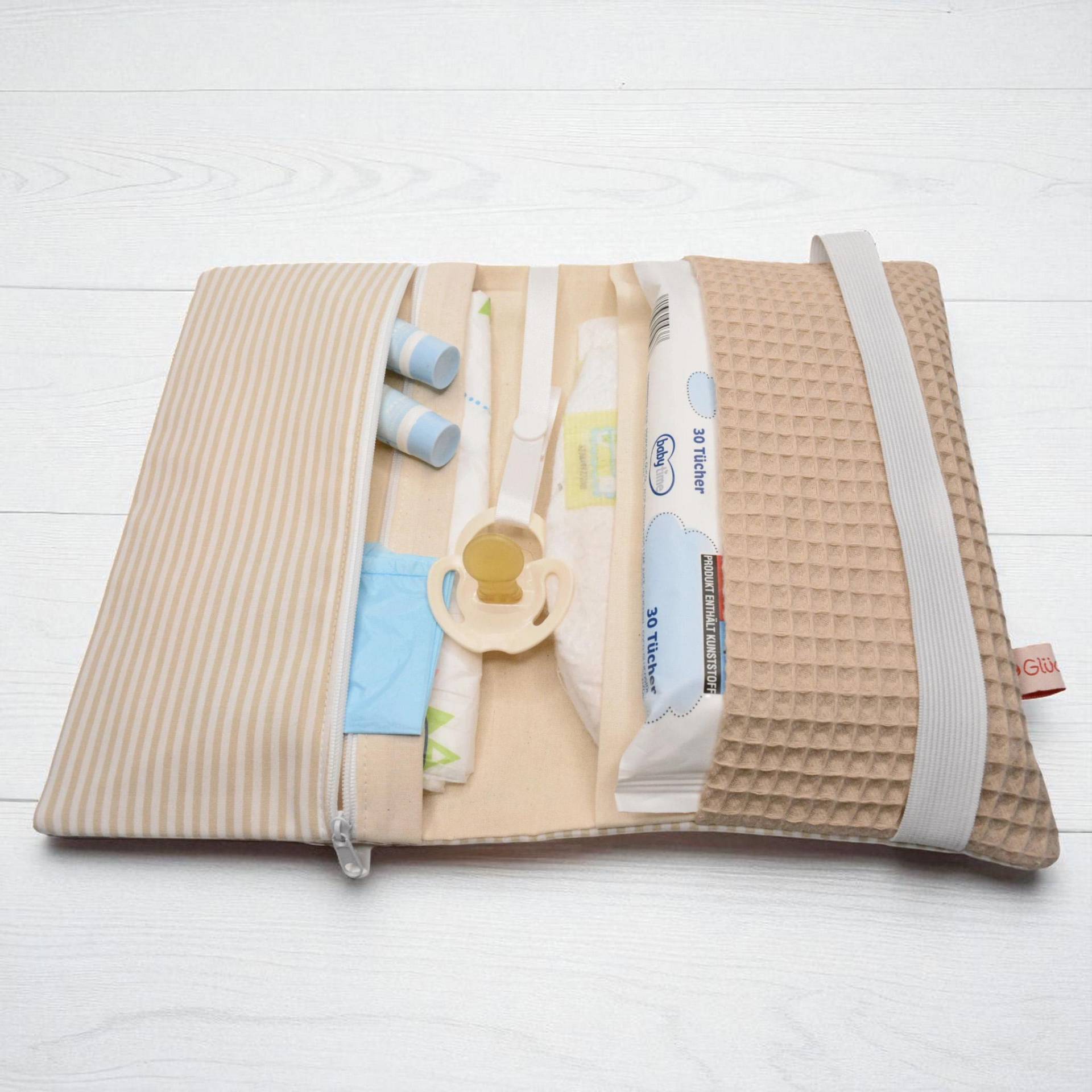 Windeltasche Mit Wickelunterlage | Organizer Für Windeln & Feuchttücher Handmade Geschenk Geburt Windeltasche Mit Wickelunterlage | Organizer Für Windeln & Feuchttücher Handmade Geschenk Geburt von Etsy - Glueckspilzig