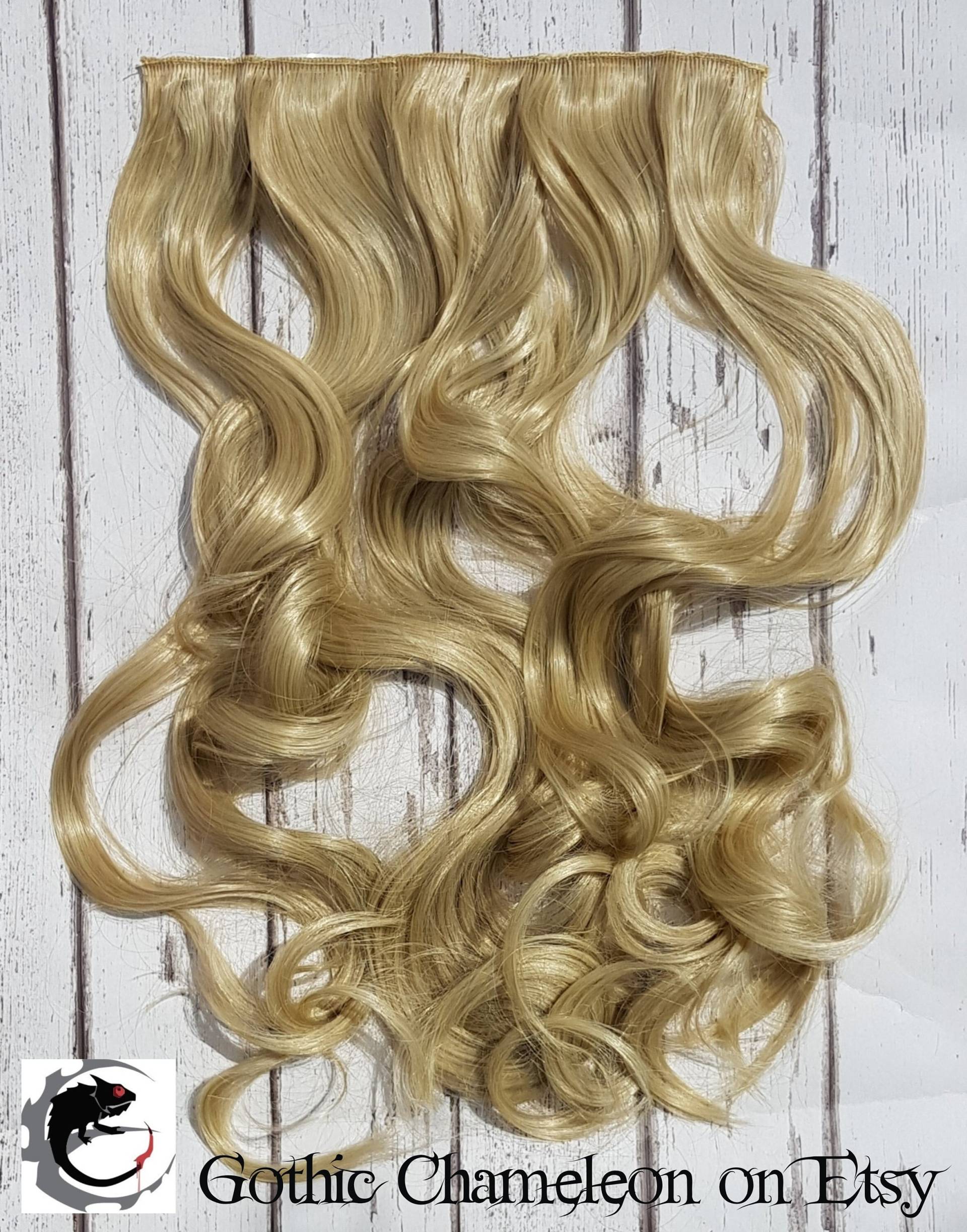 Blonde Mischung Curled Clip in Haarverlängerung 21 Zoll Versandfertig von Etsy - GothicChameleon