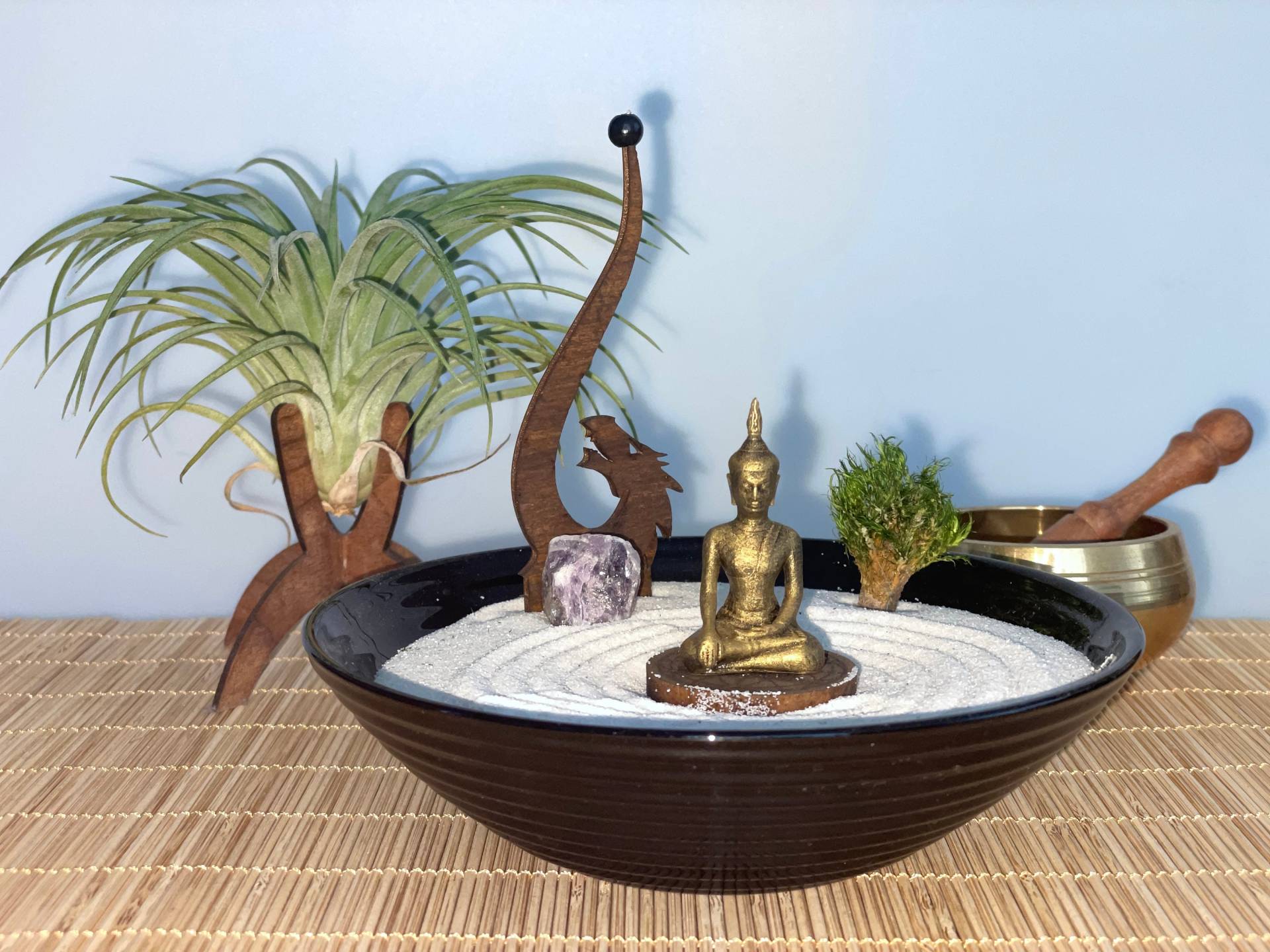 Mini Zengarten "Aromatherapie" Mit Kristall, Aroma - Diffusor, Rechen Und Buddha-Figur Achtsamkeitstraining von Etsy - GreenUpDeco