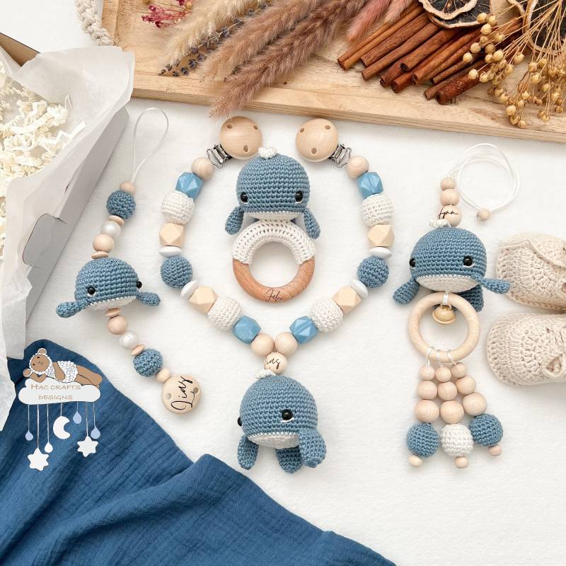 Personalisierbar Wal Blau Sparset Kinderwagenkette Anhänger Schnullerkette Greifspielzeug Babyshower Taufe Geburtsgeschenk von Etsy - HACCraftsLittle