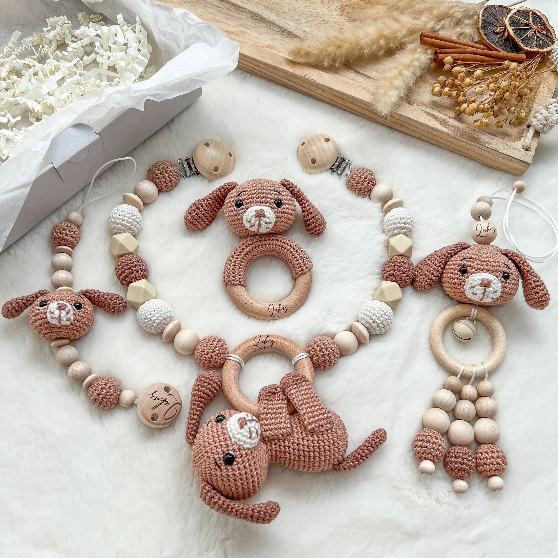 Tim Personalisiert Hund Sparset Kinderwagenkette Anhänger Greifring Schnullerkette Babyshower Taufe Geburtsgeschenk Mit Gravur von Etsy - HACCraftsLittle