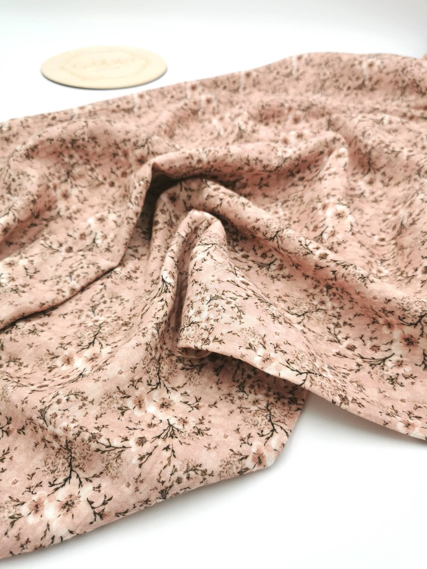 xl Baby Musselintuch, Musselin Blumenfeld Altrosa, Pucktuch, Kuscheltuch, Mulltuch, Babydecke Handmade, Verschiedene Größen xl Baby Musselintuch, Musselin Blumenfeld Altrosa, Pucktuch, Kuscheltuch, Mulltuch, Babydecke Handmade, Verschiedene Größen von Etsy - HandmadeGoldkaefer