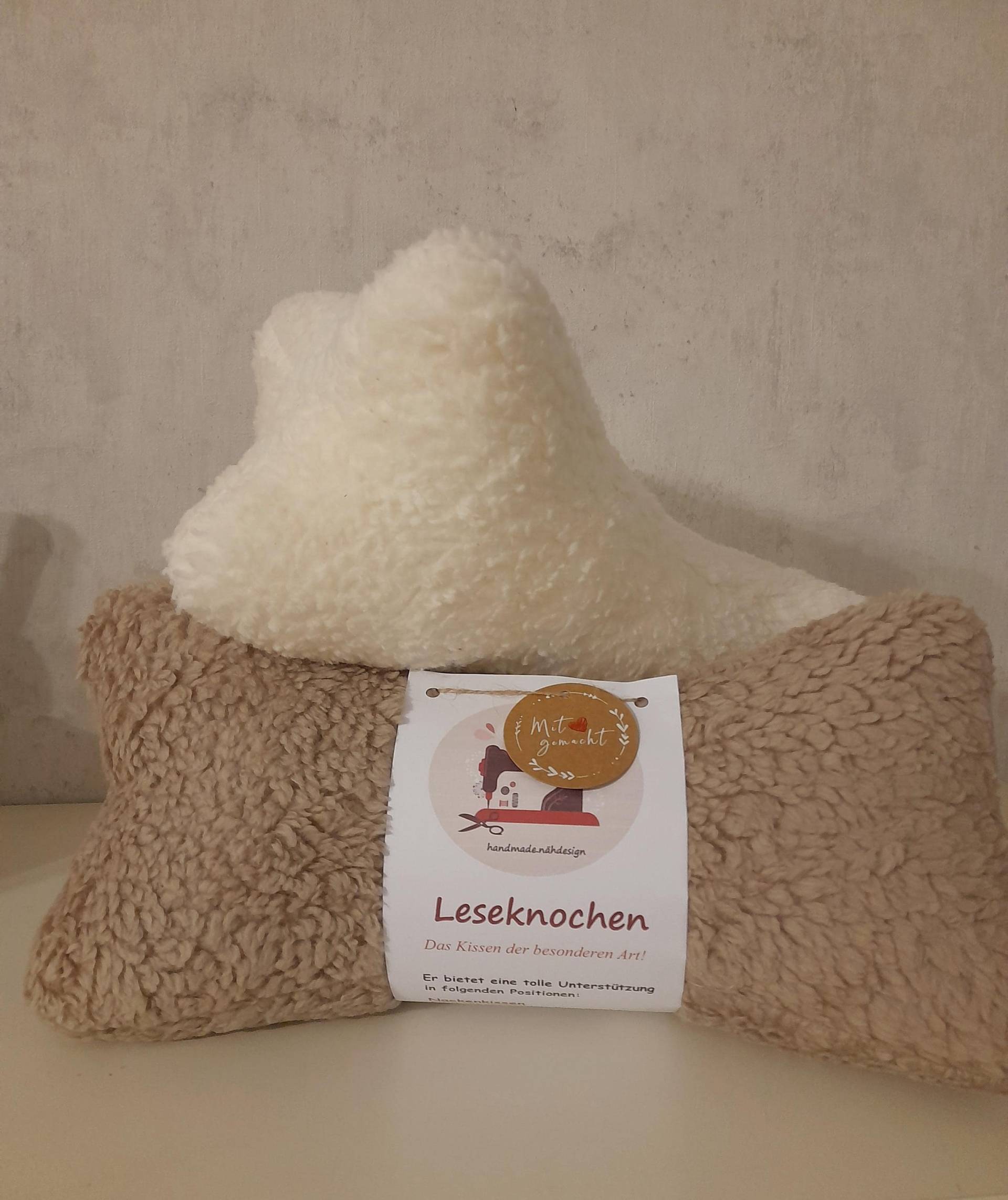 Leseknochen Nackenkissen 36x18 cm Handmade Teddyplüsch von Etsy - FadenSpektakel